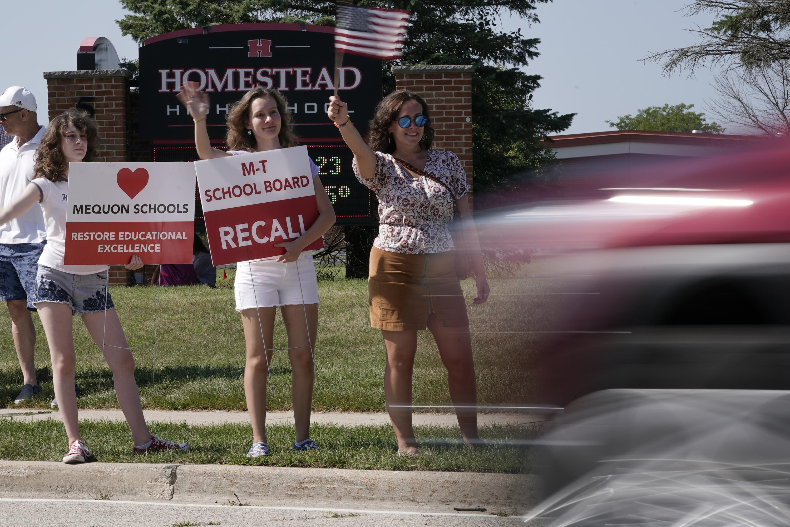 tea party movement signs