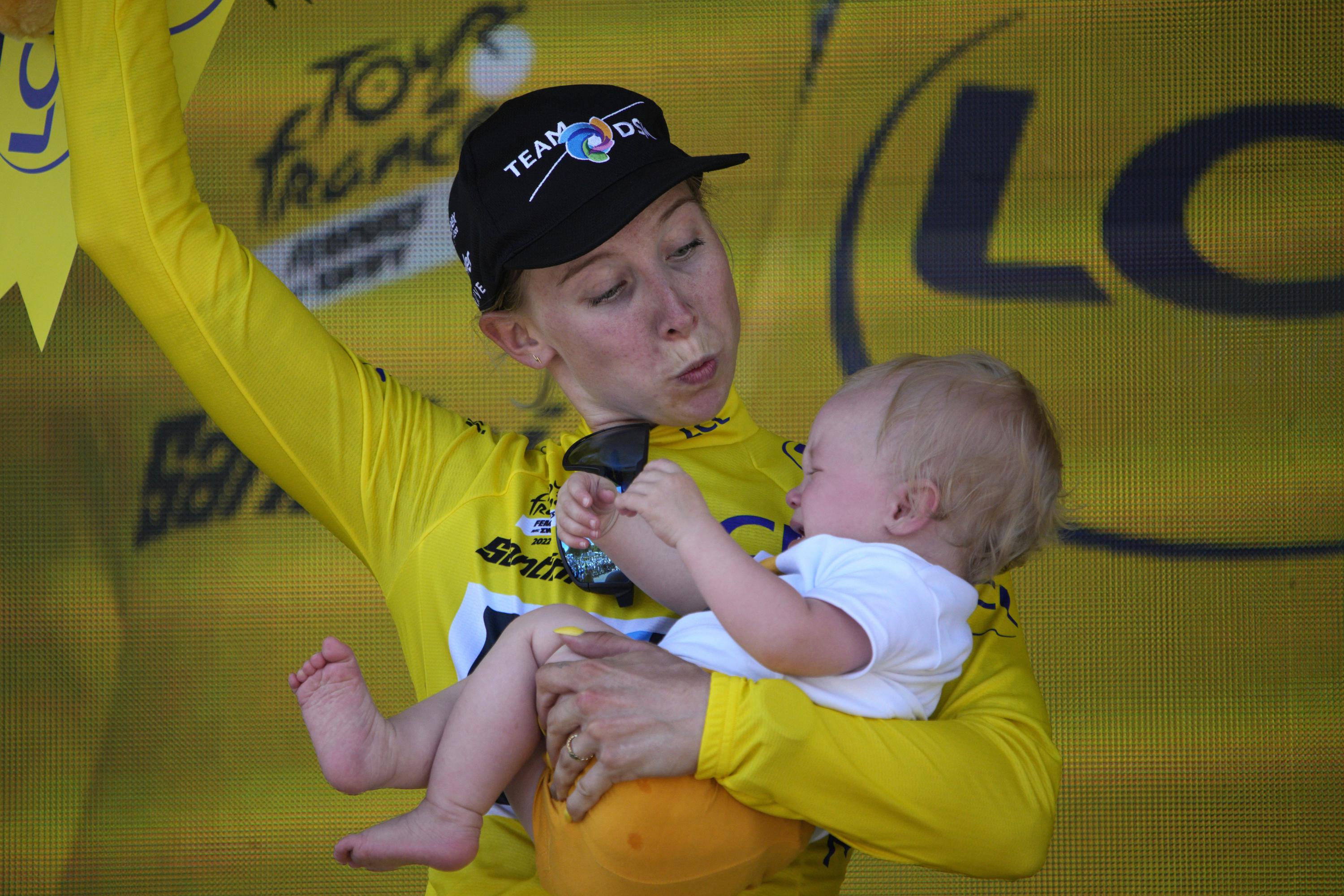 Wiebes gana 1ra etapa del Tour de Francia femenino AP News