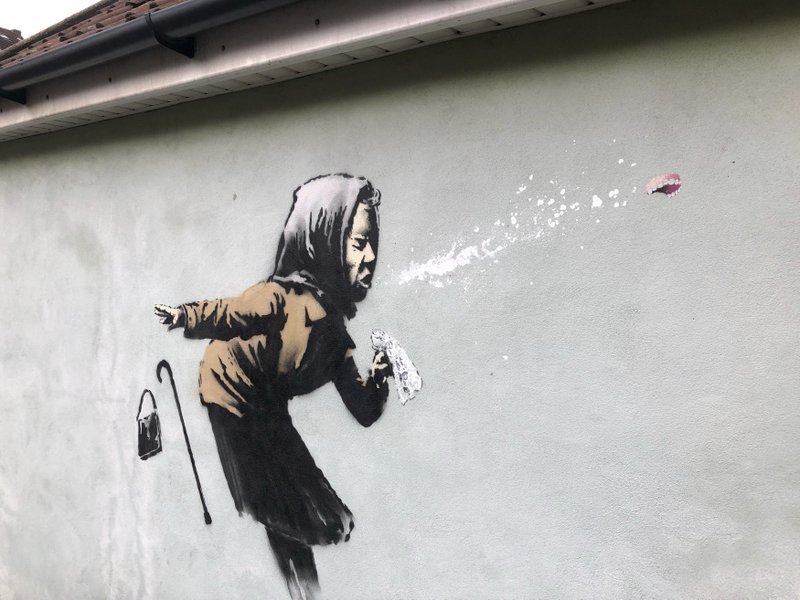 Mural De Banksy Demora Plan De Vender Vivienda