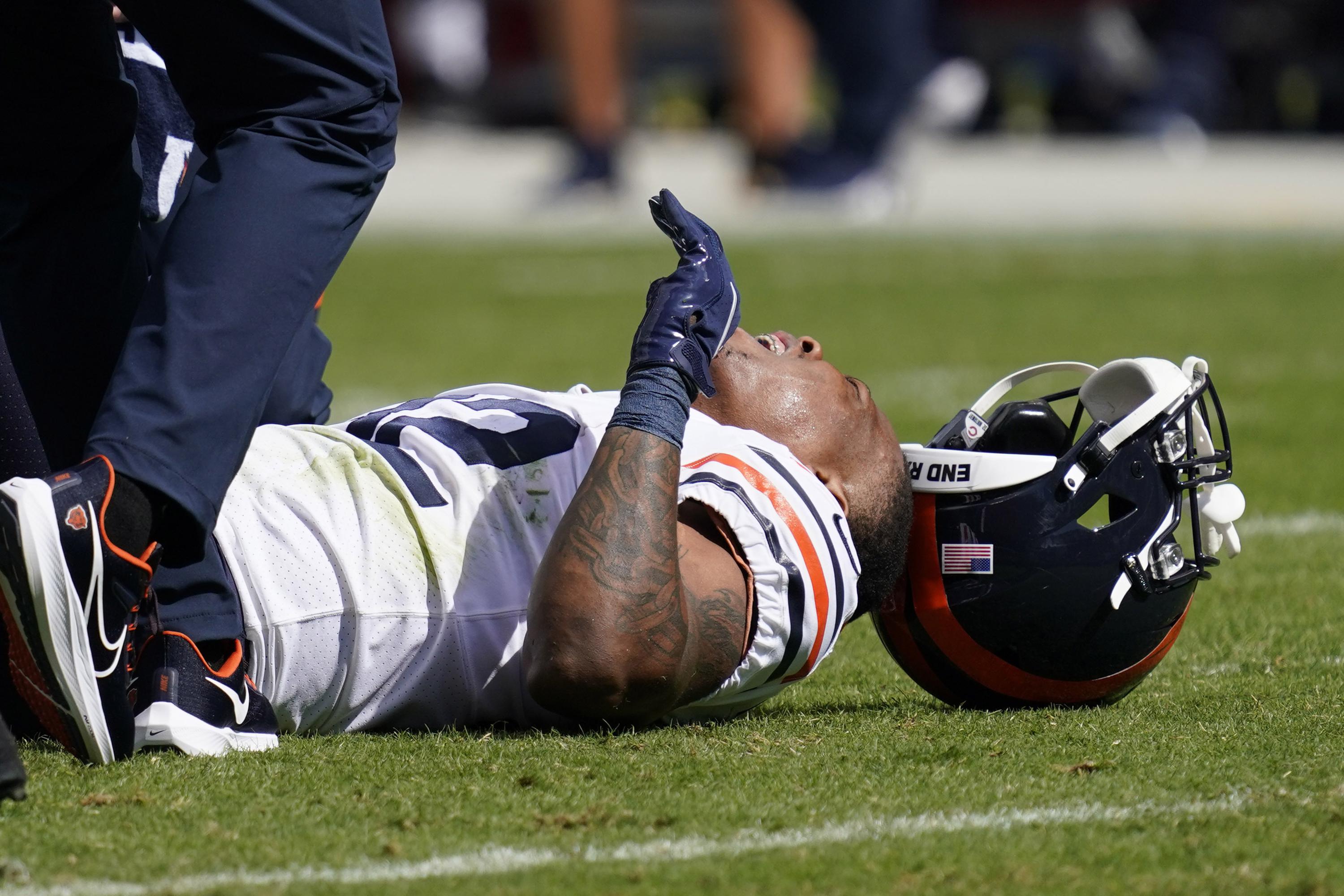 Bears put WR Byron Pringle on IR after injuring calf against