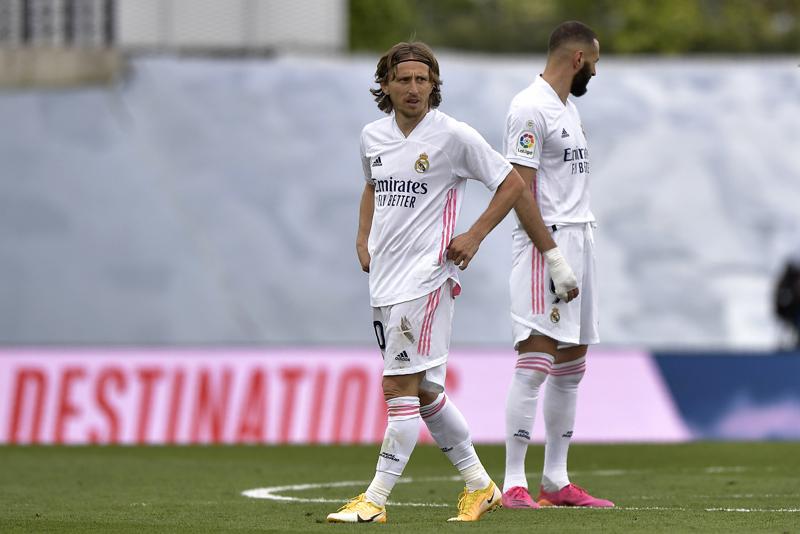 Modric Extends Contract With Real Madrid Until June 2022