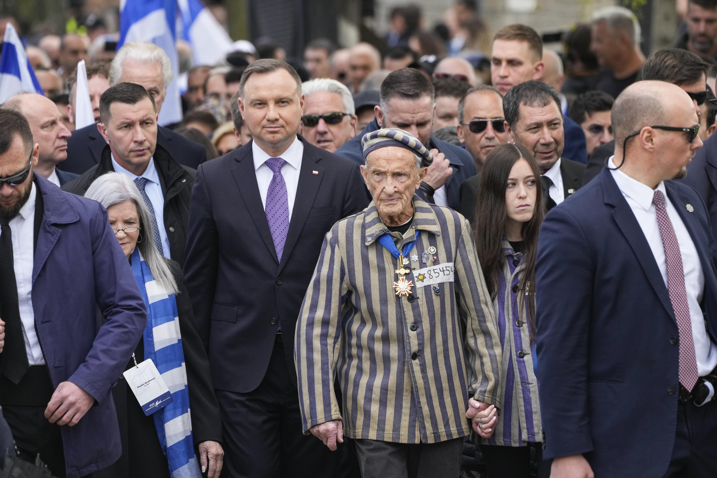 Polski przywódca wzywa do jedności Ukrainy podczas Holokaustu