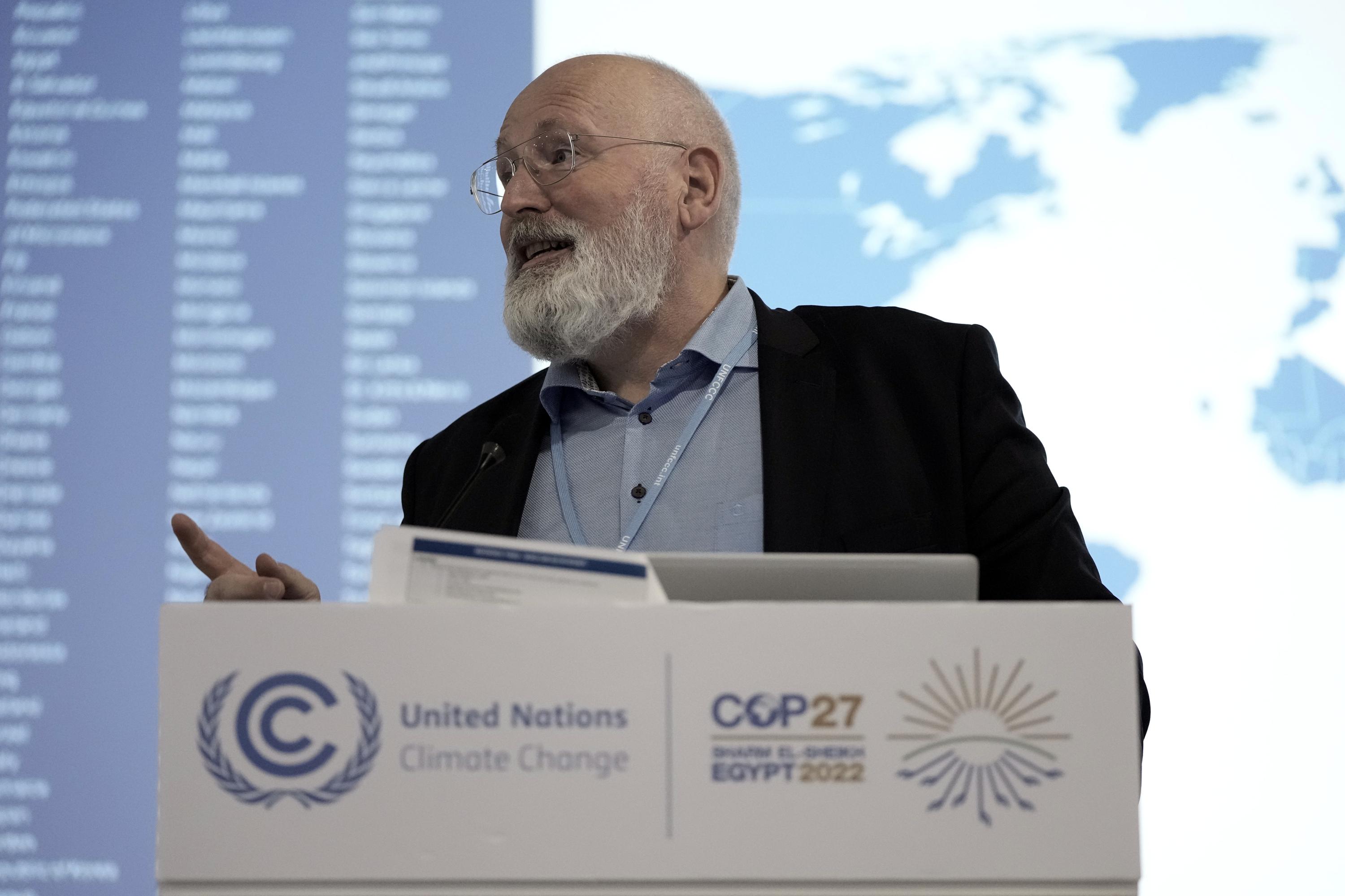 EU shakes up climate talks with surprise disaster fund offer