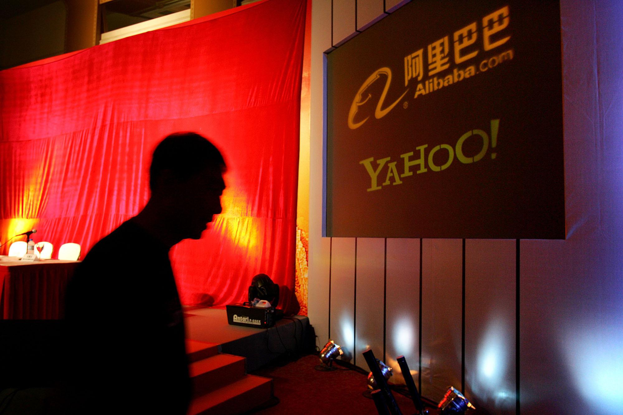 yahoo pulls out of china amid 'challenging' environment