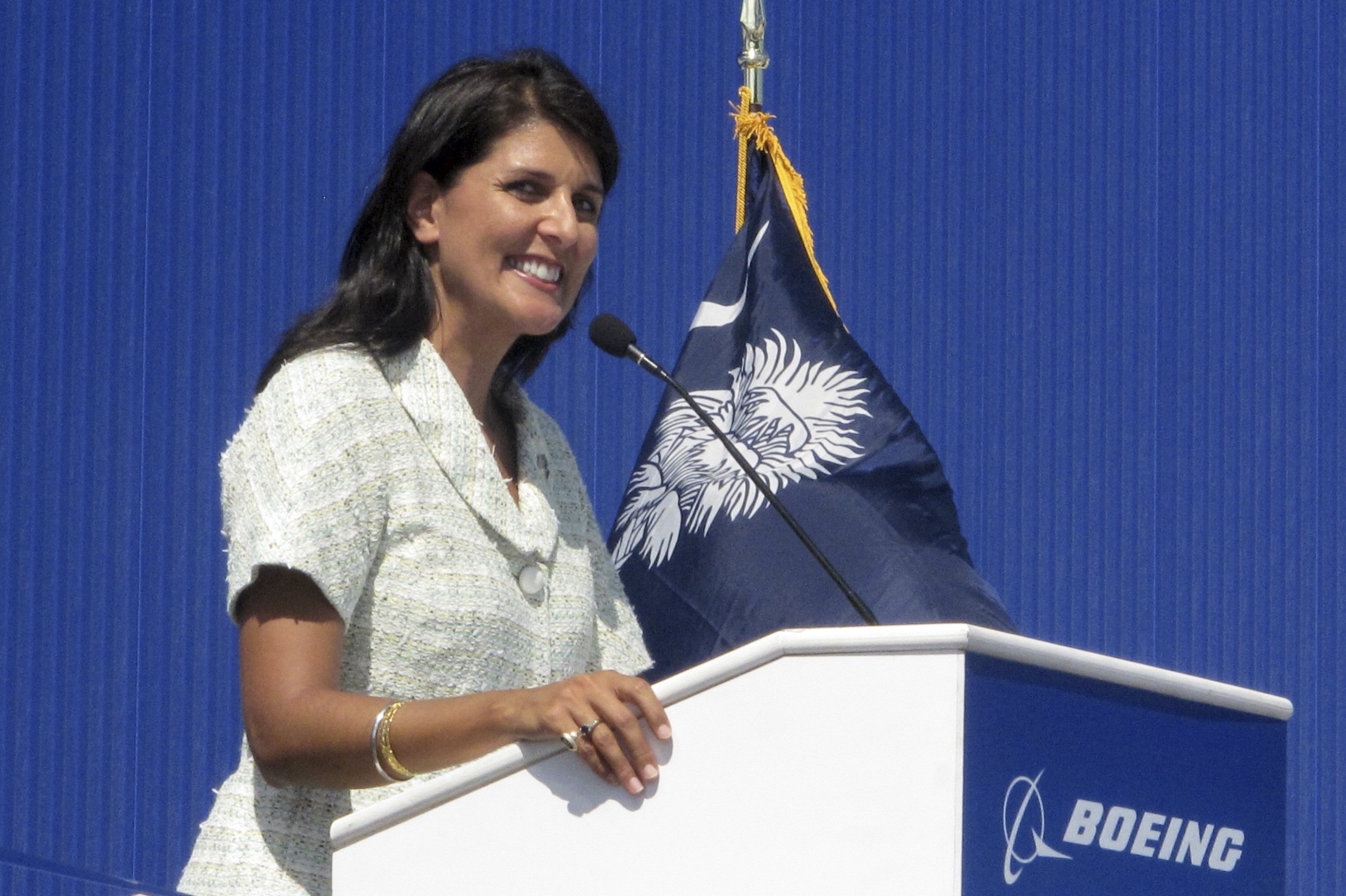 Former Sc Gov Haley Registers To Vote At New Coastal Home Ap News