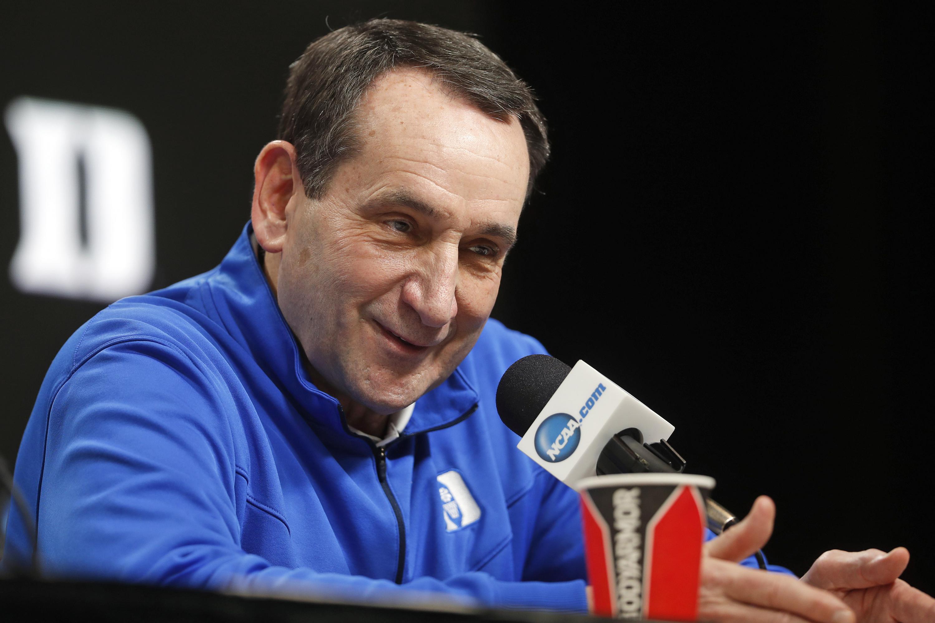 Duke's Krzyzewski to coach 1 final year, hand off to Scheyer | AP News