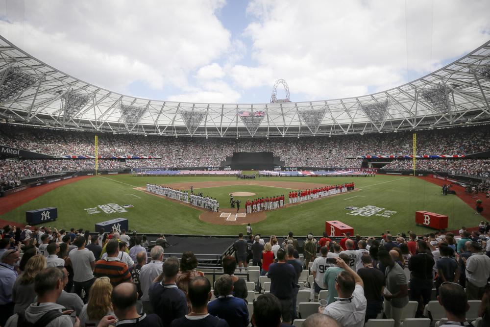 Cardinals face Cubs in MLB London in 2023 SportsHistori