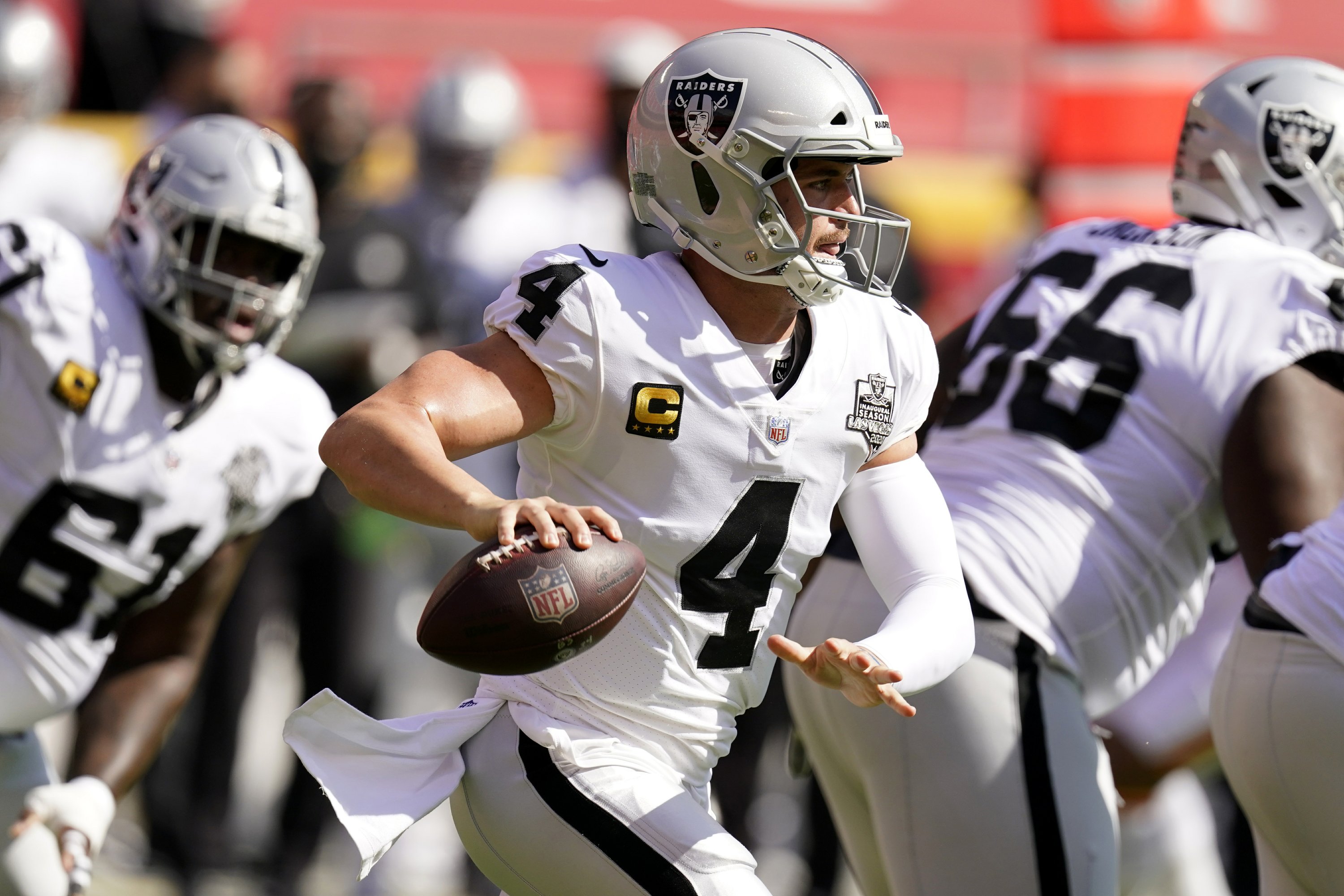 derek carr leads raiders into showdown vs tom brady s bucs derek carr leads raiders into showdown