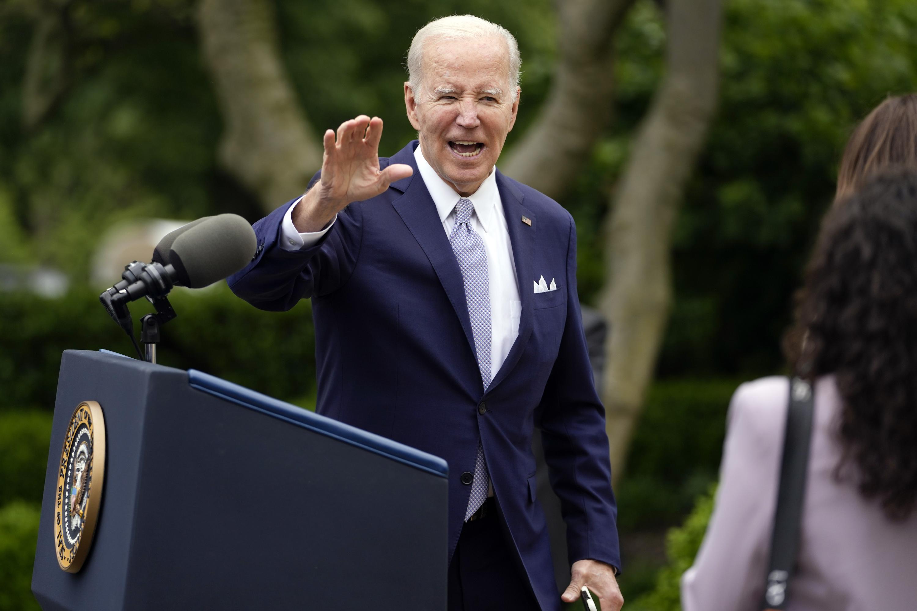 Biden, WH topwetgevers debatteren over schuldenplafond op 9 mei