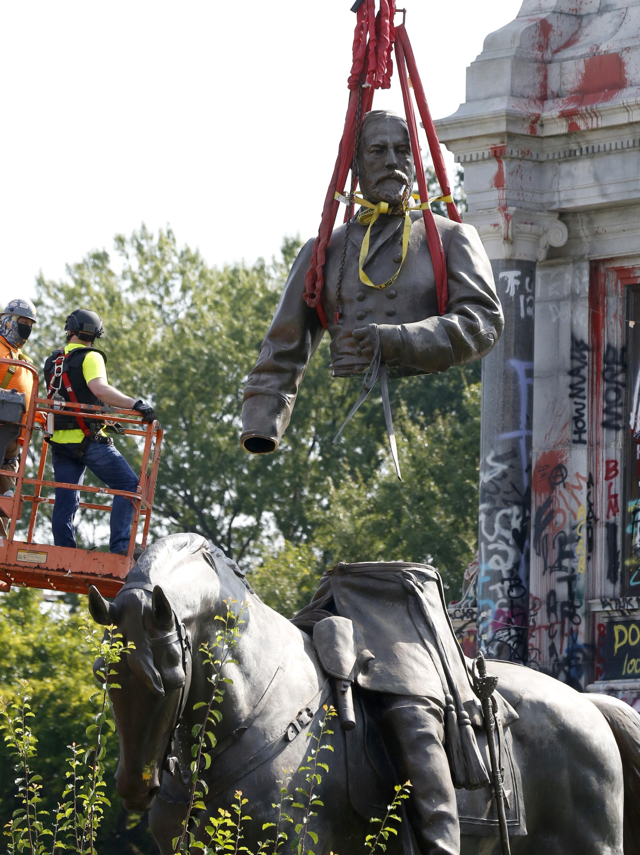 Court asked to reconsider allowing Lee statue removal AP News