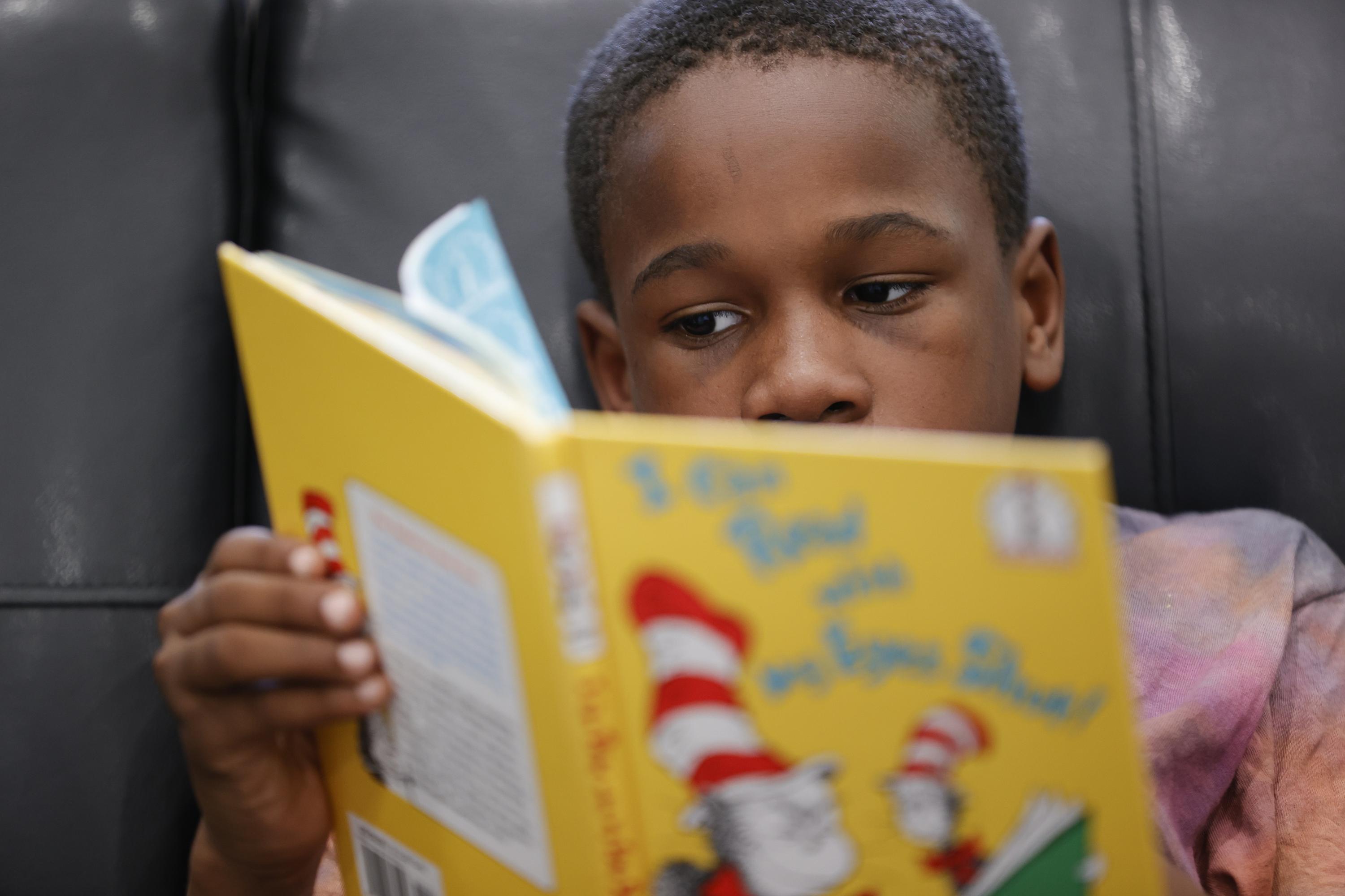 Why aren't kids being taught to read?, Hard Words