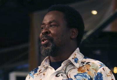 El televangelista T.B. Joshua en Lagos, Nigeria, el 15 de septiembre del 2013. (Foto AP/Carley Petesch, File)