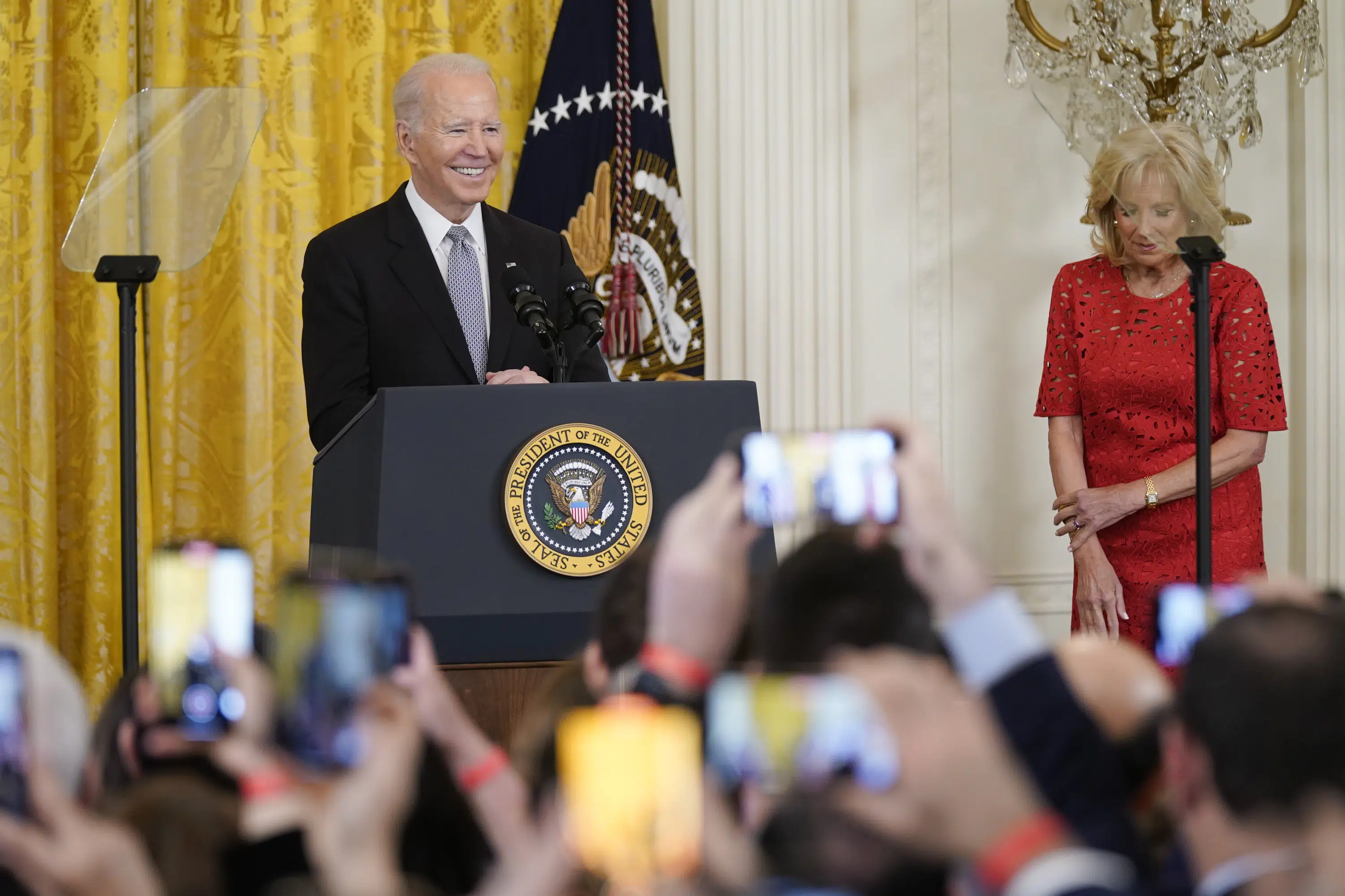 Biden pays tribute to Iranian women at Nowruz celebration