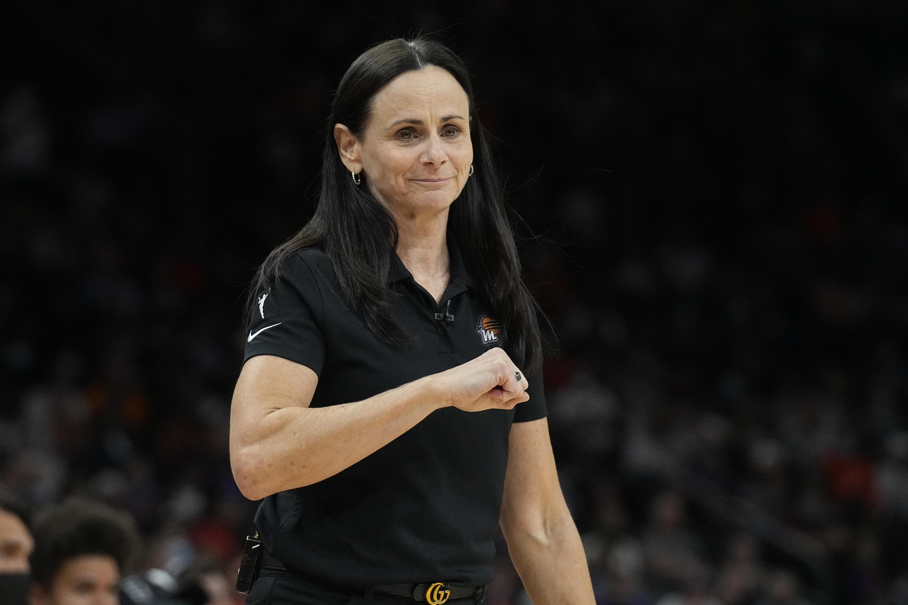 Sandy Brondello hired as New York Liberty coach | AP News