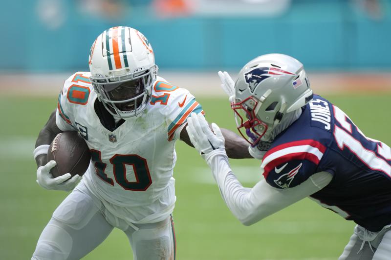 Tyreek Hill and A.J. Brown are setting their sights on the NFL receiving record Fresh news for
