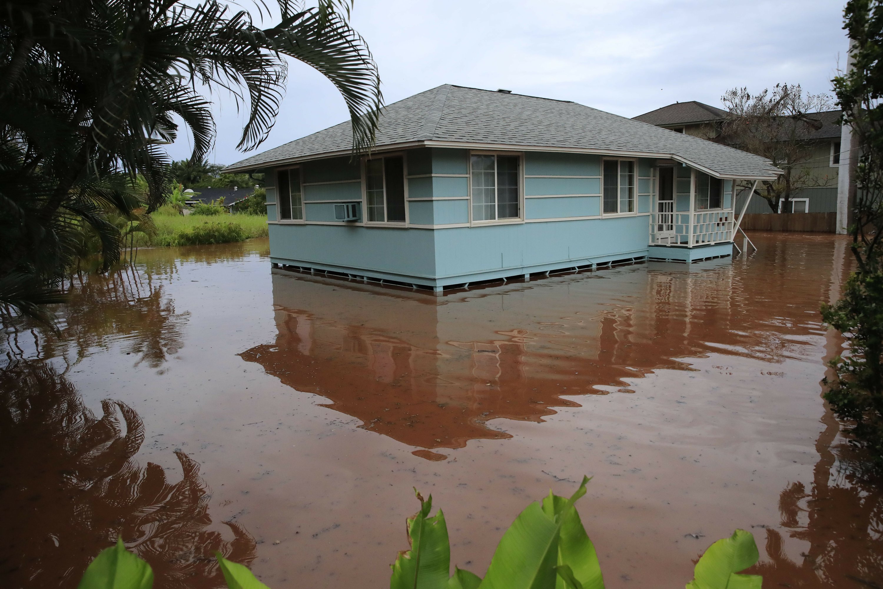 Hawaii's rains, floods cited as examples of climate change