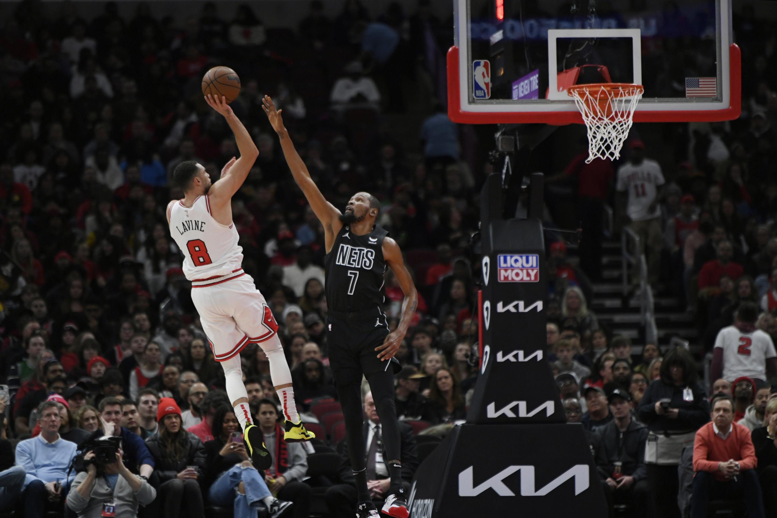 Durant scores 44 but Bulls snap Nets 12 game win streak AP News