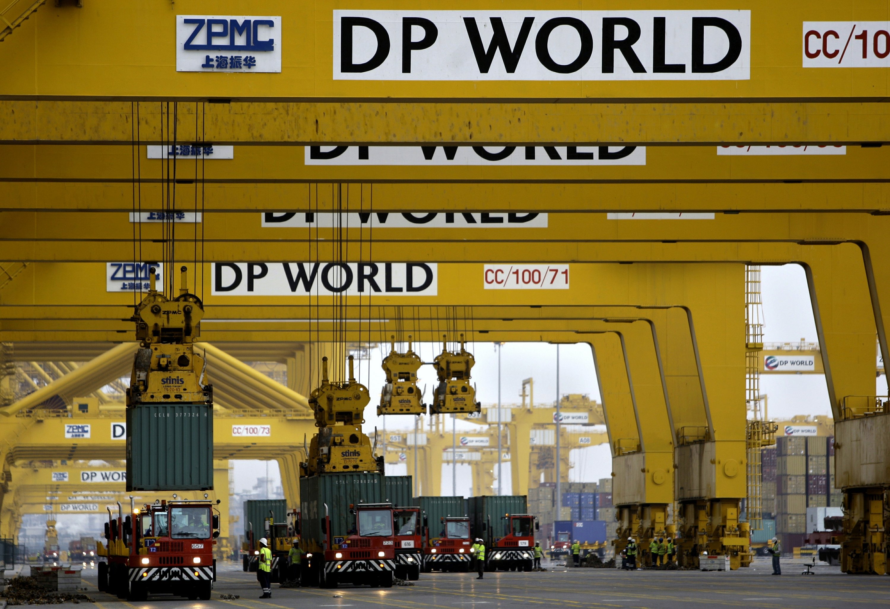 DP World signs deal to develop $1 billion new Senegal port - Vimarsana News