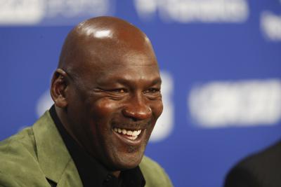 Michael Jordan donates $1M to journalism, sports AP