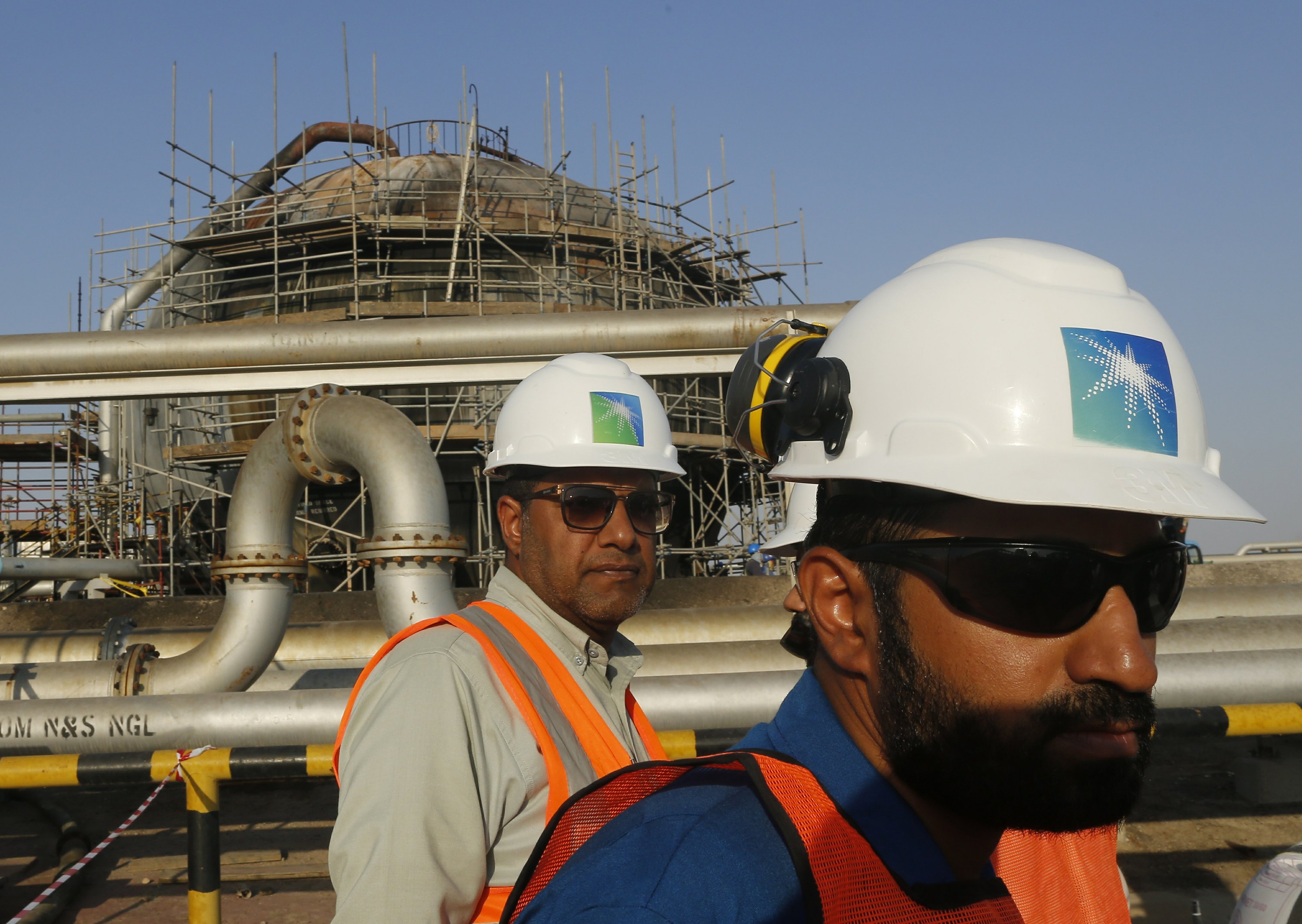 Oil giant Saudi Aramco sees its 2020 profits drop to $ 49 billion