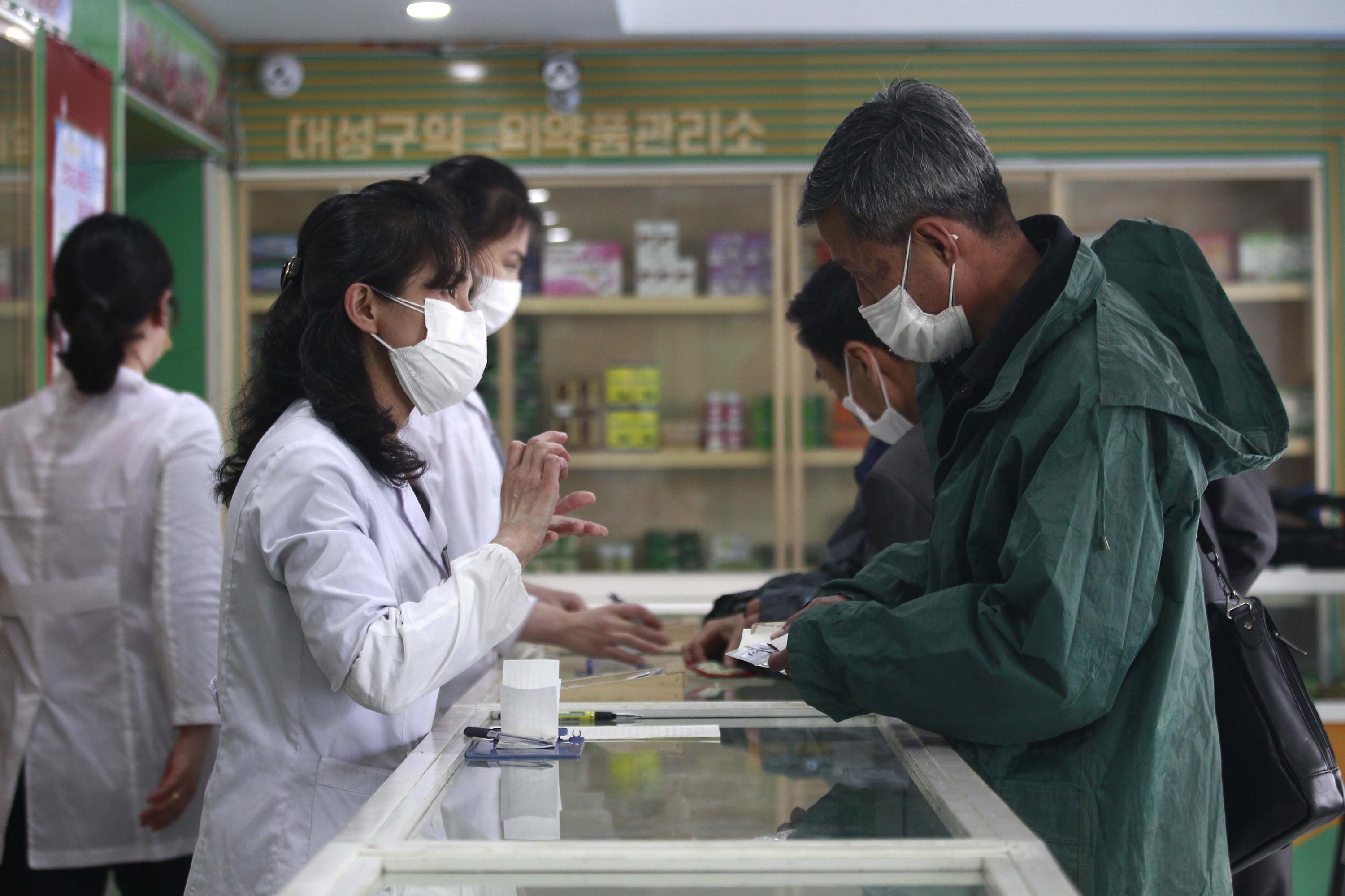 North Korea reports another fever surge amid COVID-19 crisis - The Associated Press