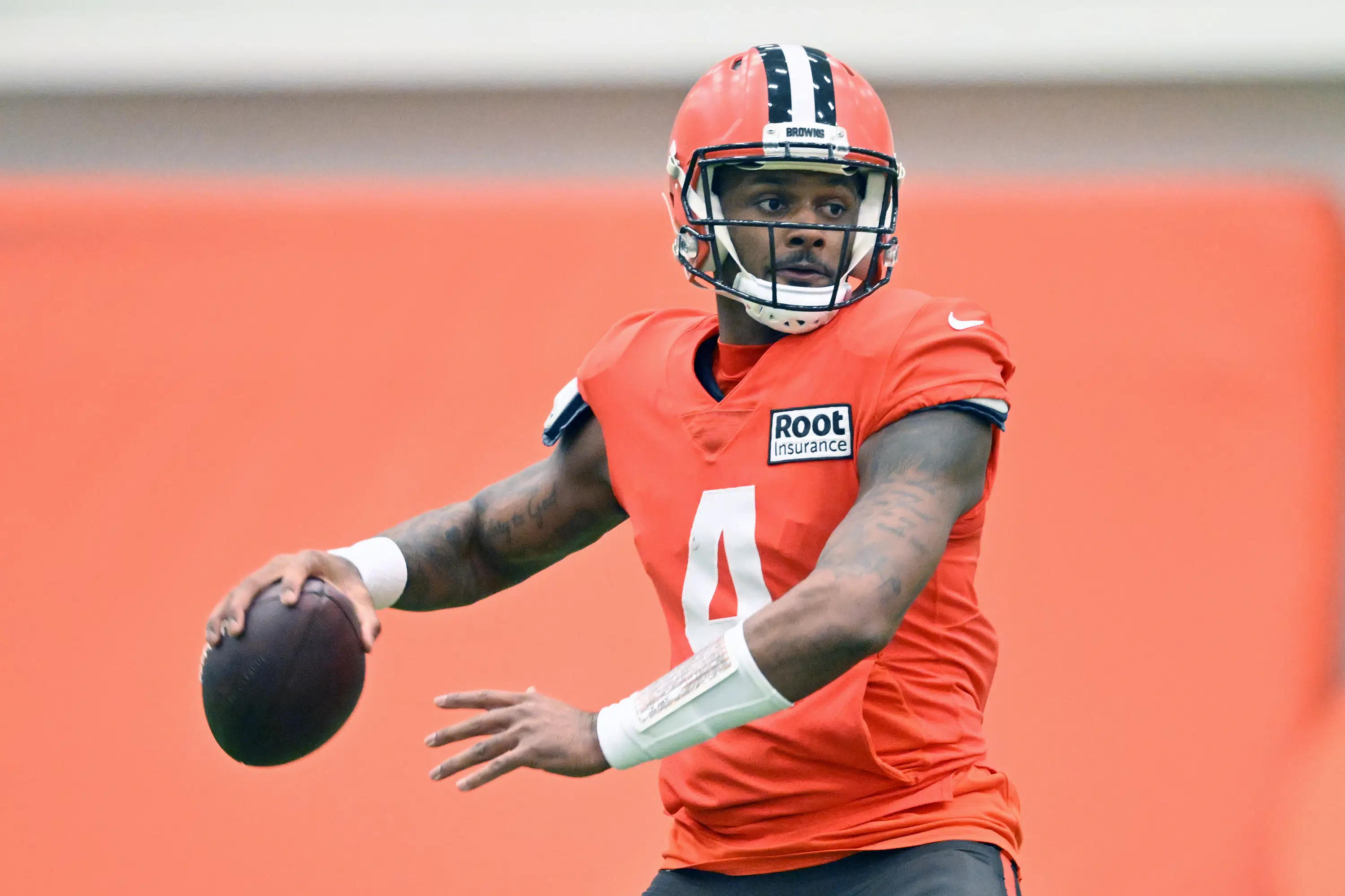 Browns QB Watson only talks football after NFL suspension