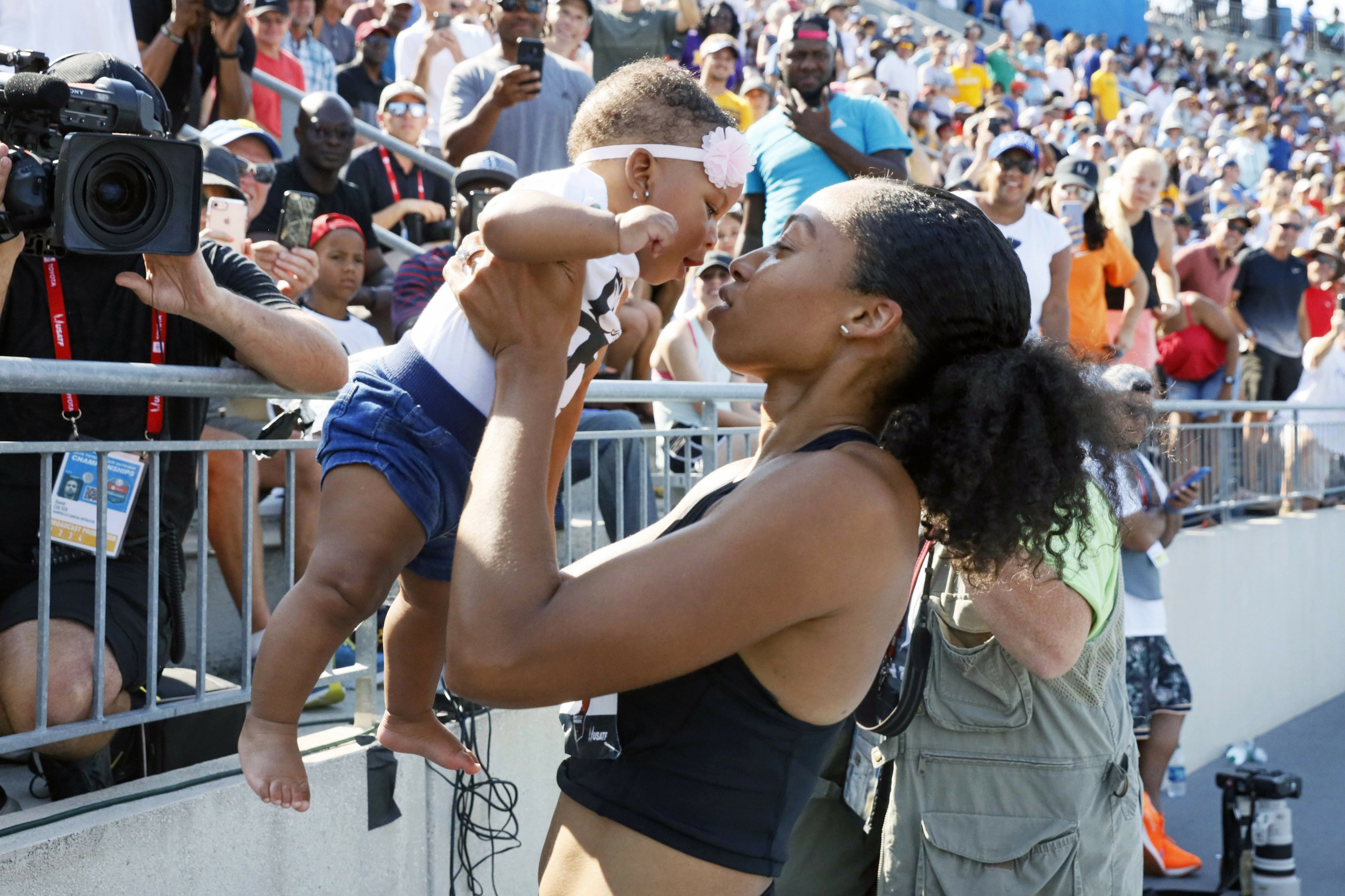 erección Preludio consumirse Atletas protestan contra penalizaciones por embarazo | AP News