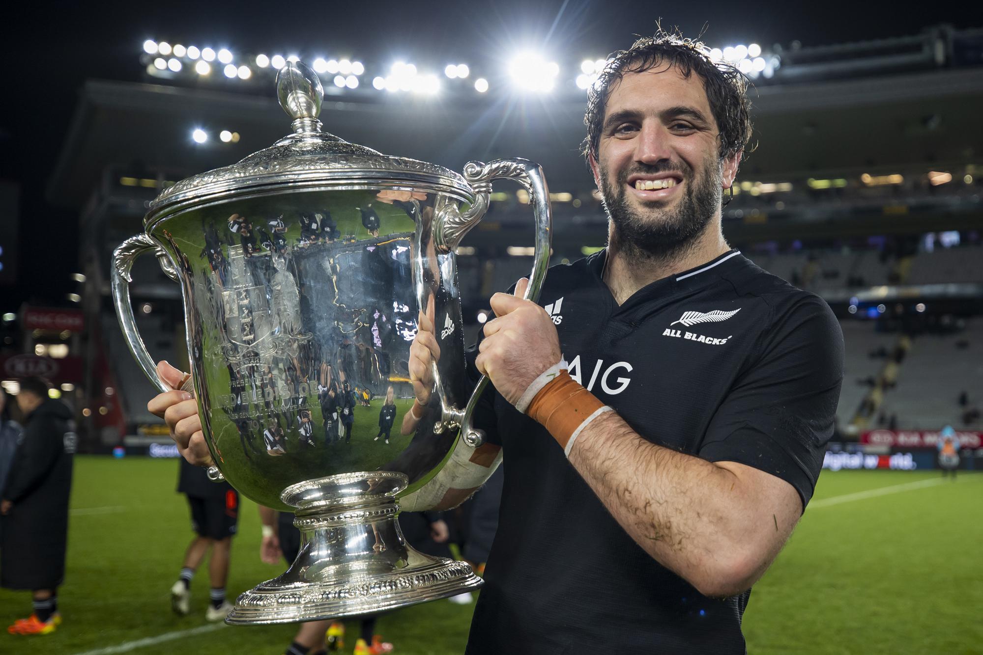 New Zealand Beats Australia 57 22 To Retain Bledisloe Cup Ap News