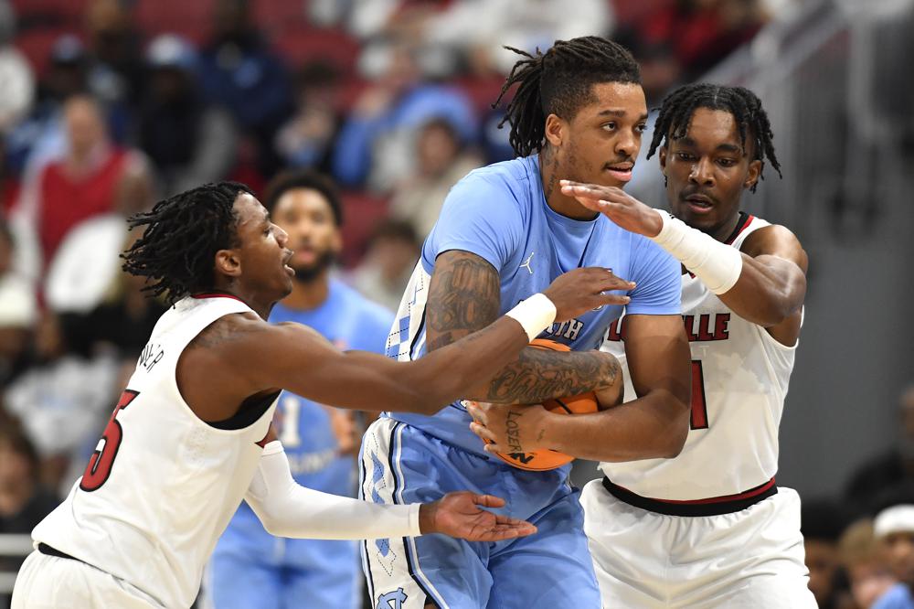 Armando Bacot, North Carolina Roll Louisville 80-59