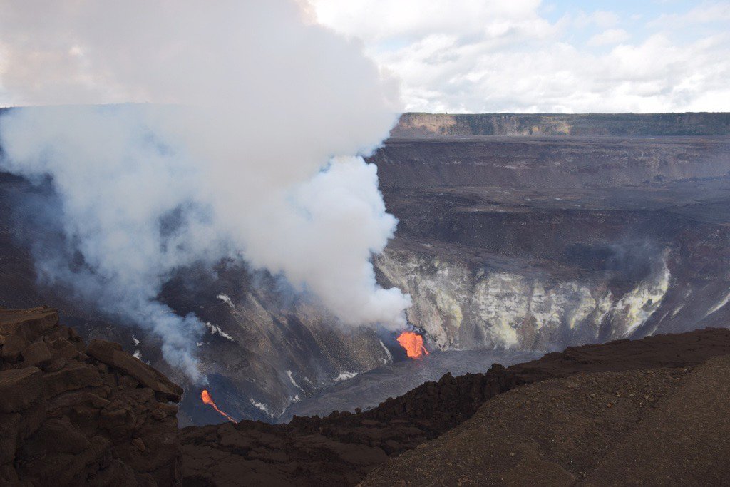 Hawaii volcano gushes lava from vents in summit crater AP News