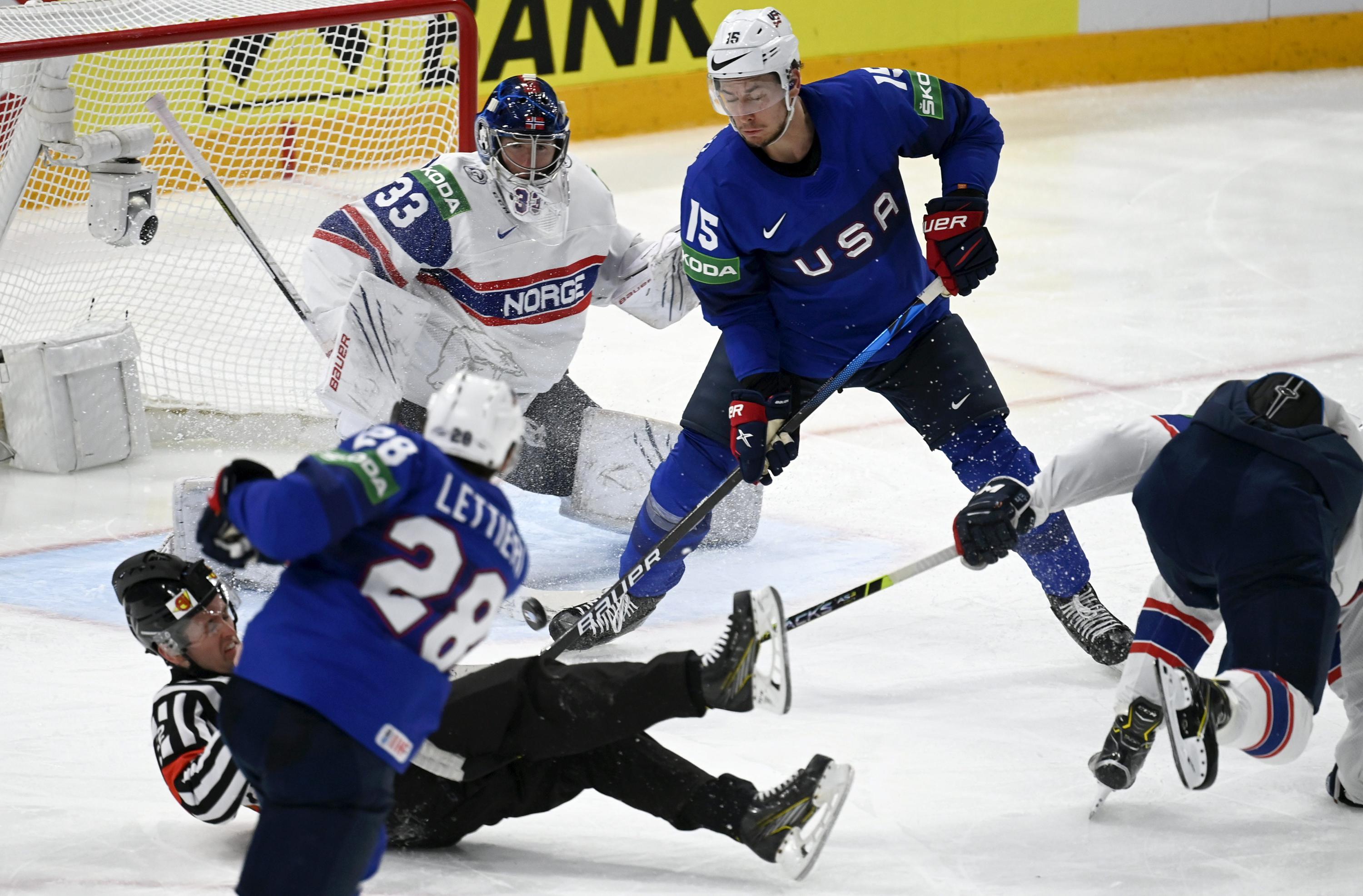 Spojené státy se kvalifikují do čtvrtfinále World Hockey League proti Švýcarsku