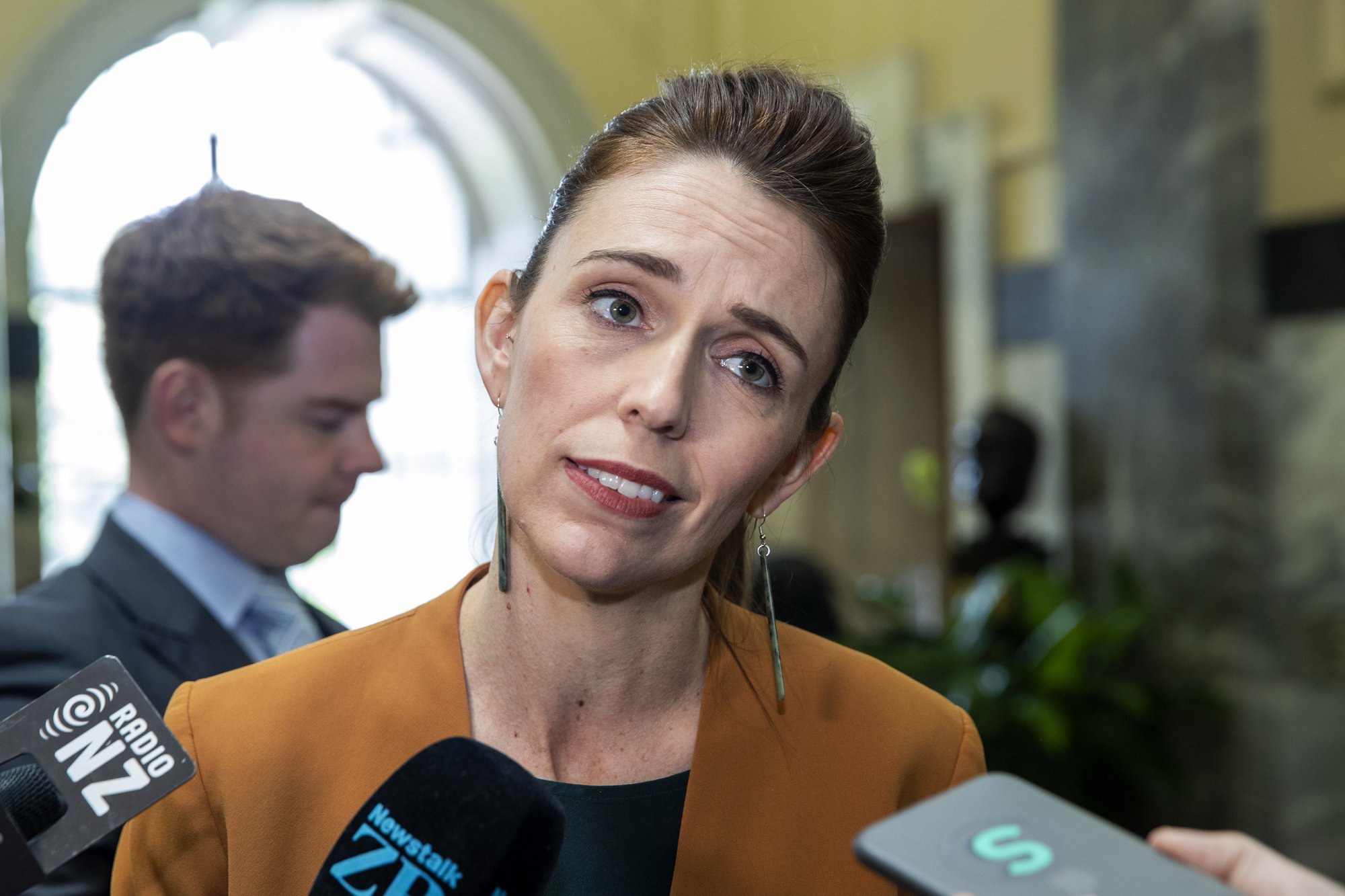 New Zealand Joins Australia In Denouncing China S Tweet<script async src=
