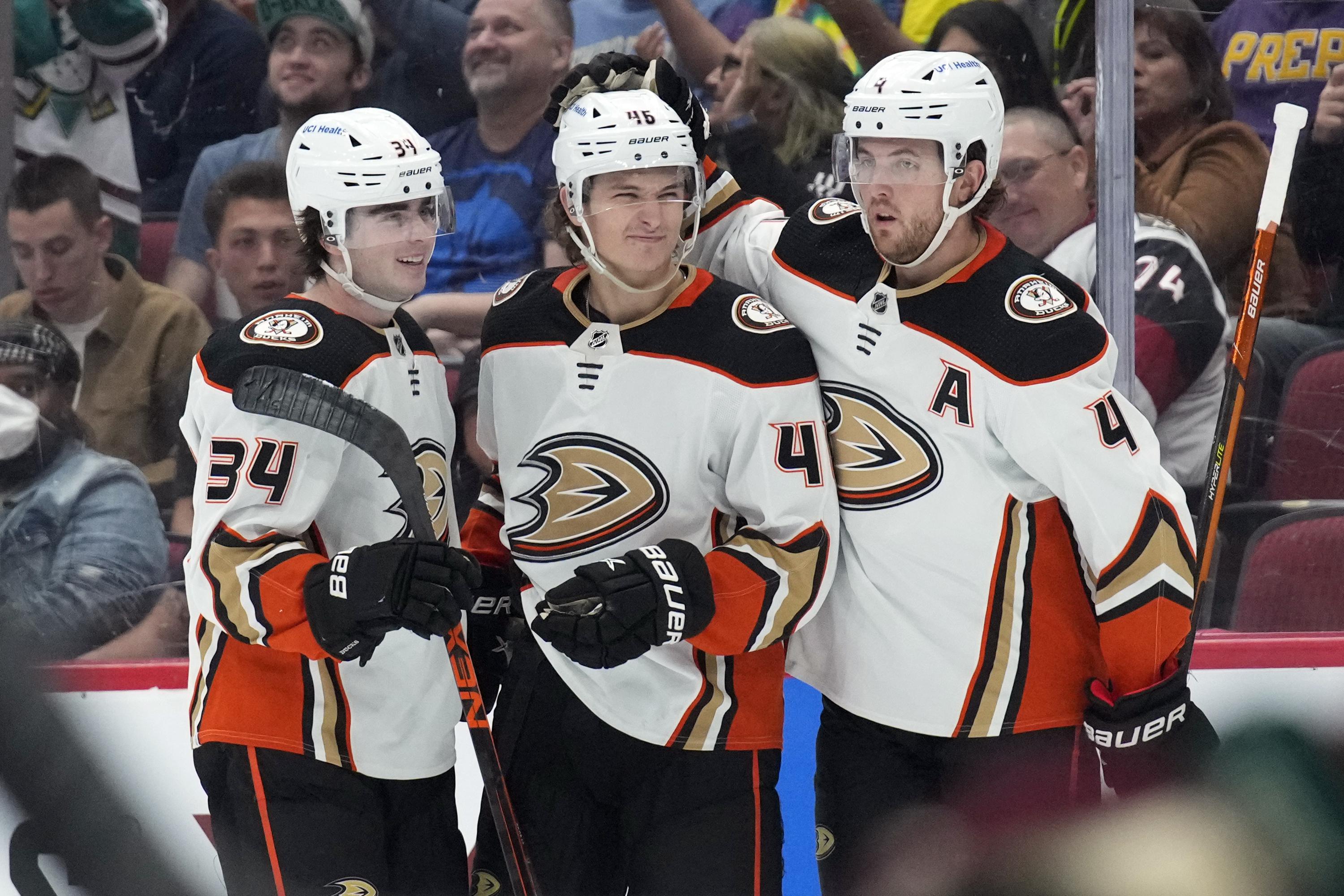 Zegras, Ducks snap 11game skid with 50 win over Coyotes AP News