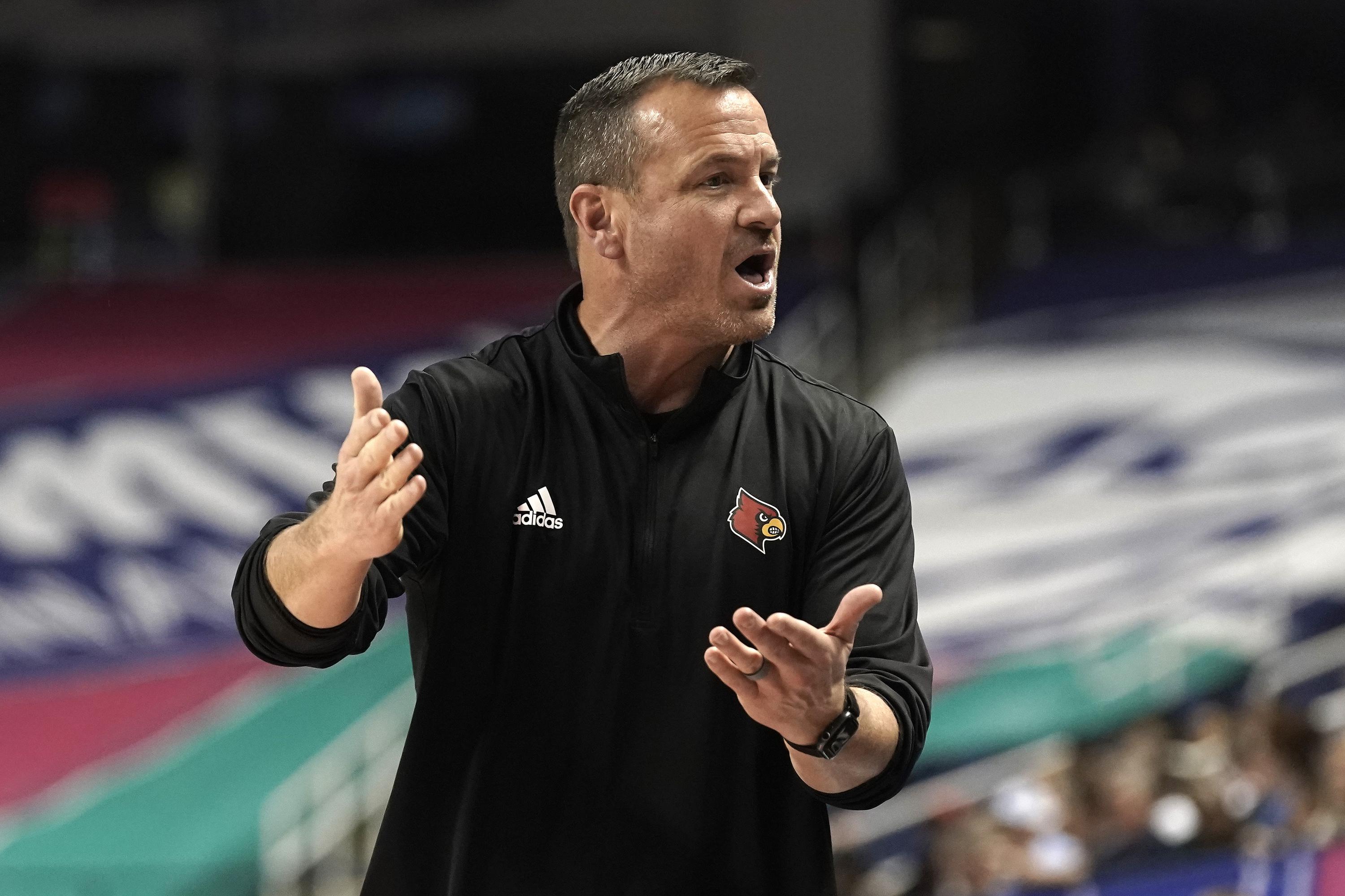 louisville-extends-coach-jeff-walz-through-2028-29-season-ap-news
