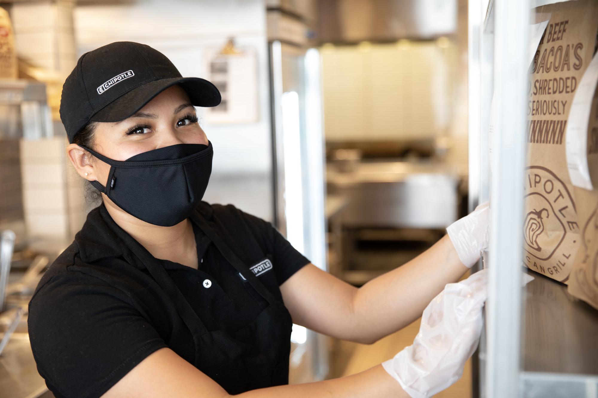 Chipotle Increases Wages Resulting In 15 Per Hour Average Wage And Provides Path To Six Figure Compensation In 3 Years
