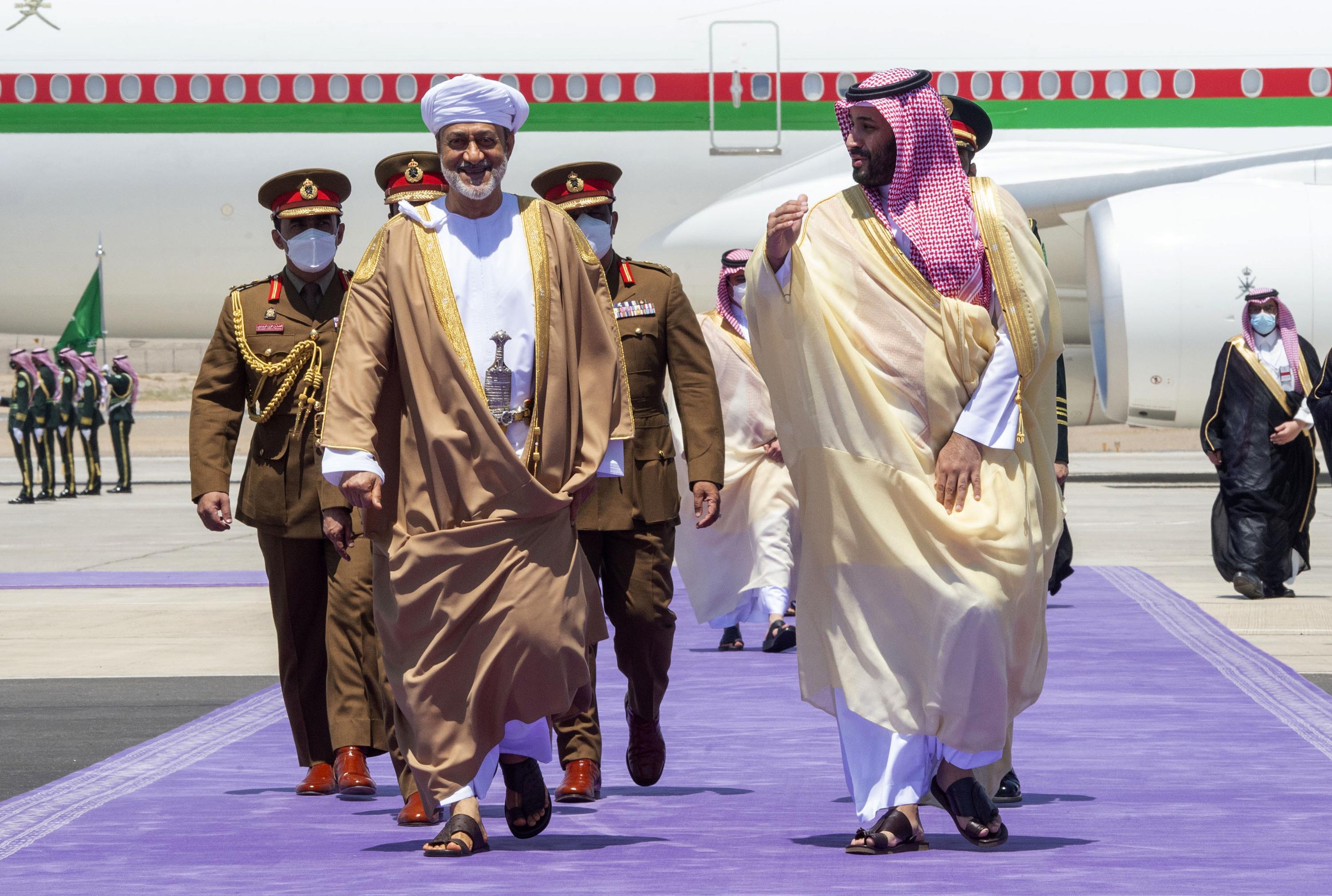 Oman S Sultan Arrives In Saudi Arabia On First Foreign Trip