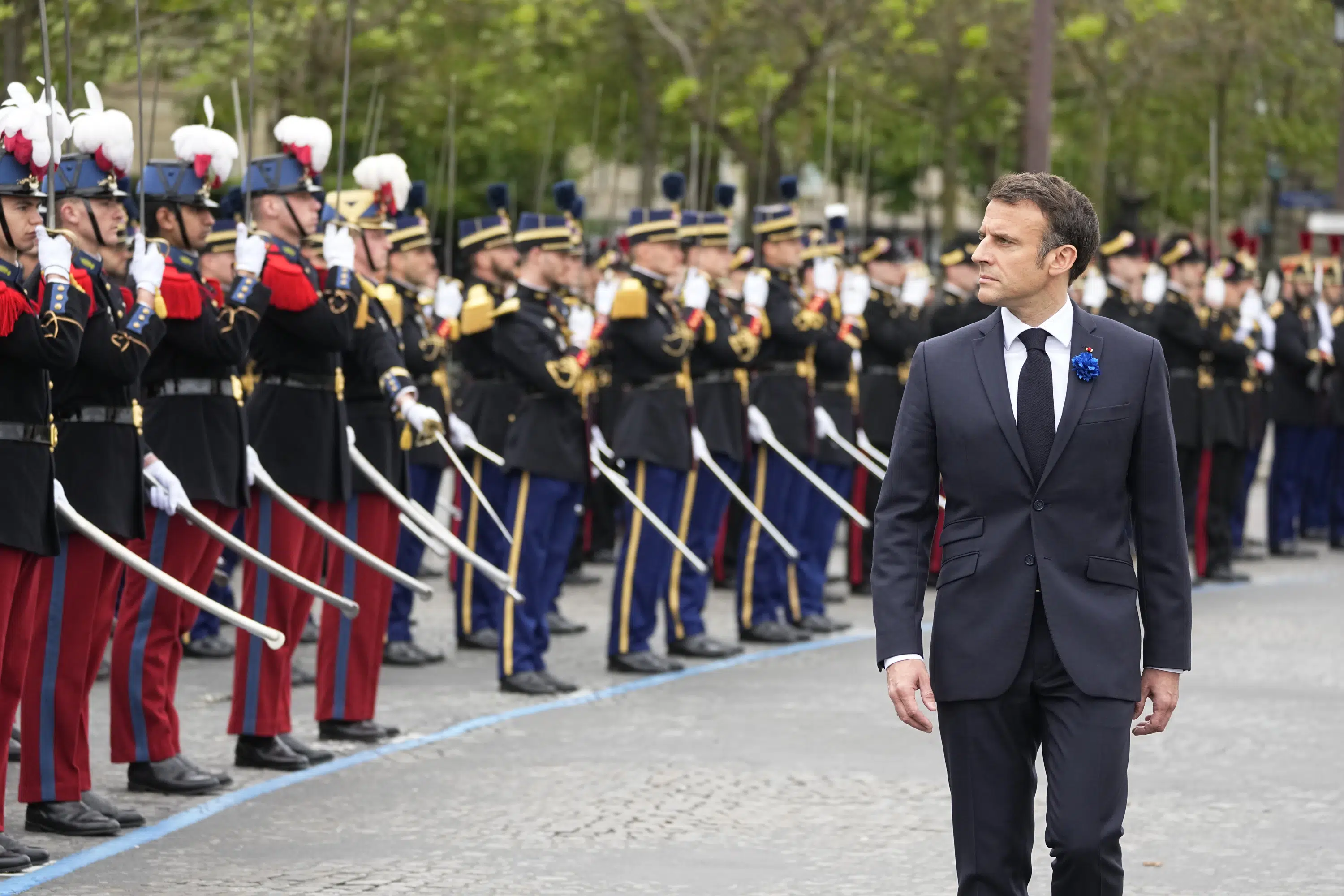 Macron leidt het einde van de Tweede Wereldoorlog-ceremonie in Europa