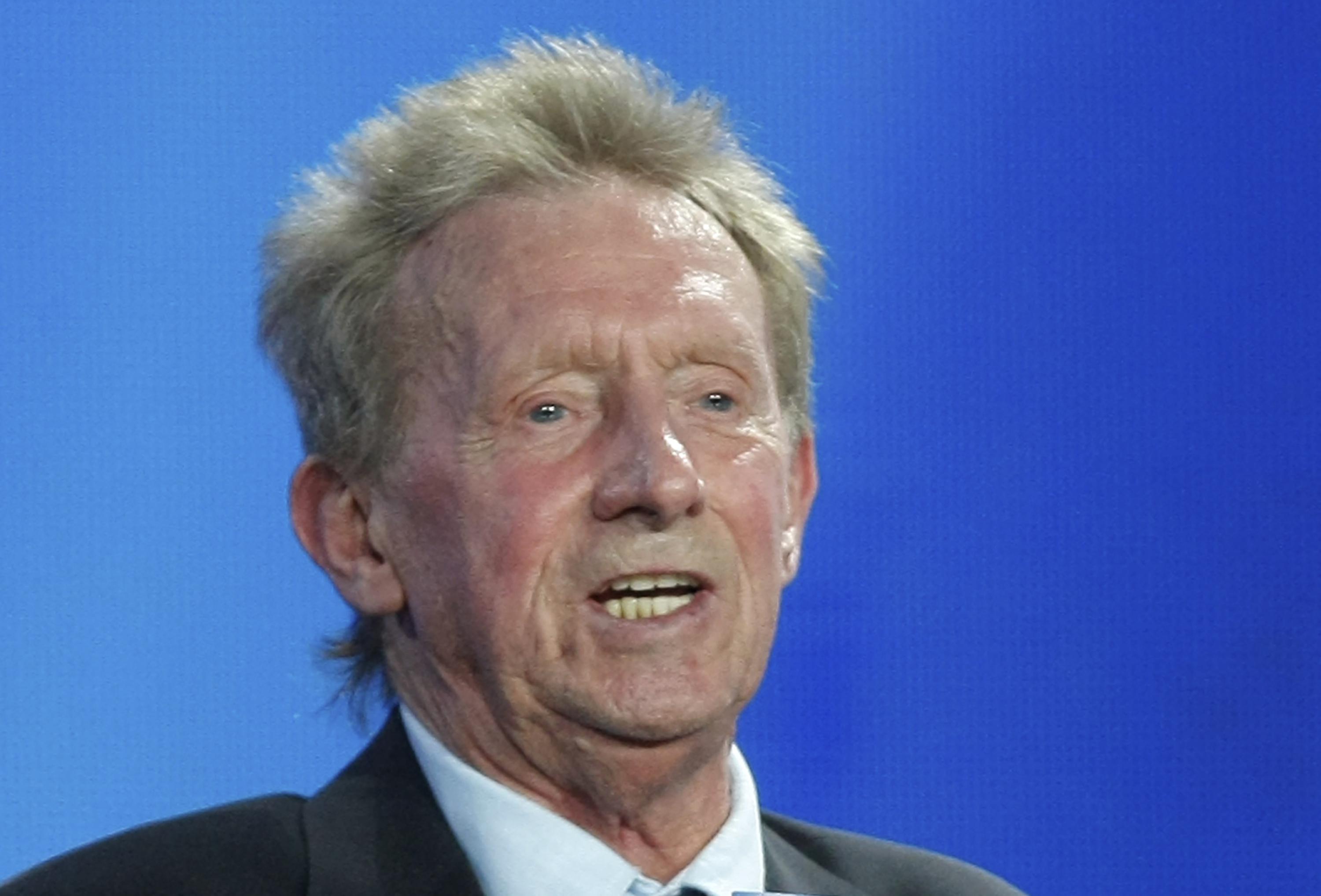 Man United great Denis Law reveals dementia diagnosis