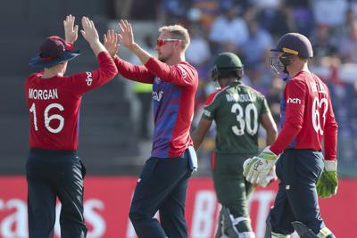 England beats Bangladesh by 8 wickets at T20 World Cup