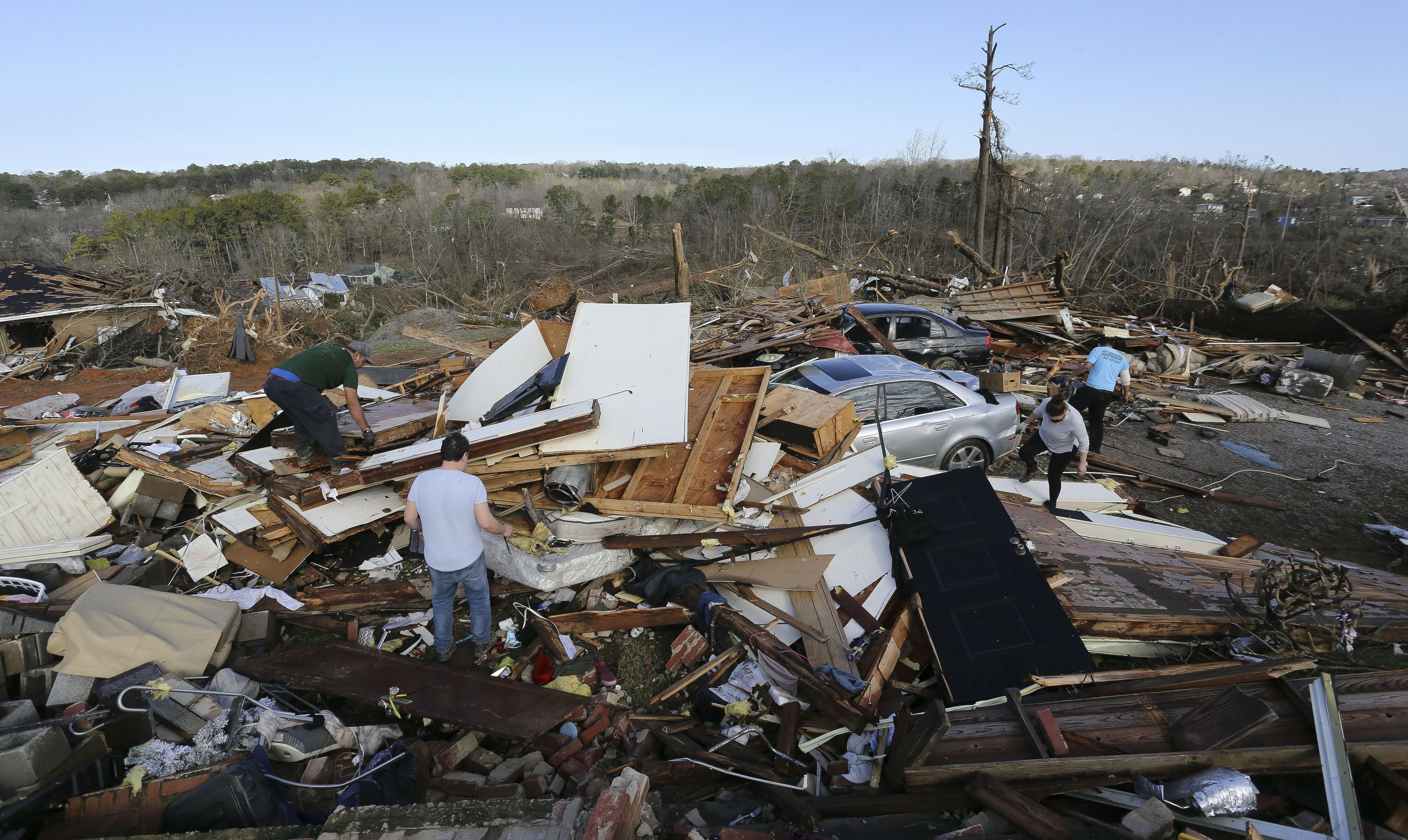 Tornado Leaves Path Of Destruction In Alabama Killing 1