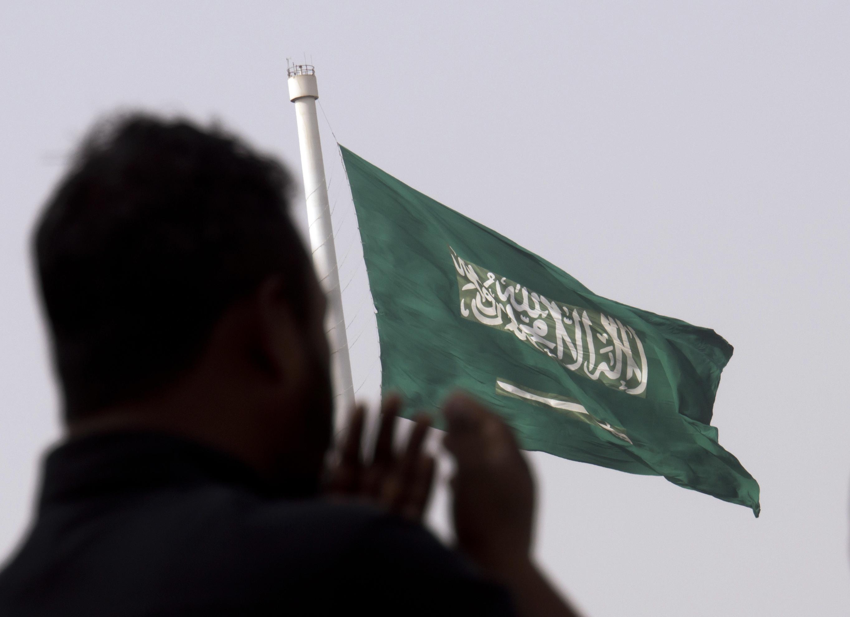 Saudská Arábia chce predefinovať zelenú vlajku nesúcu islam