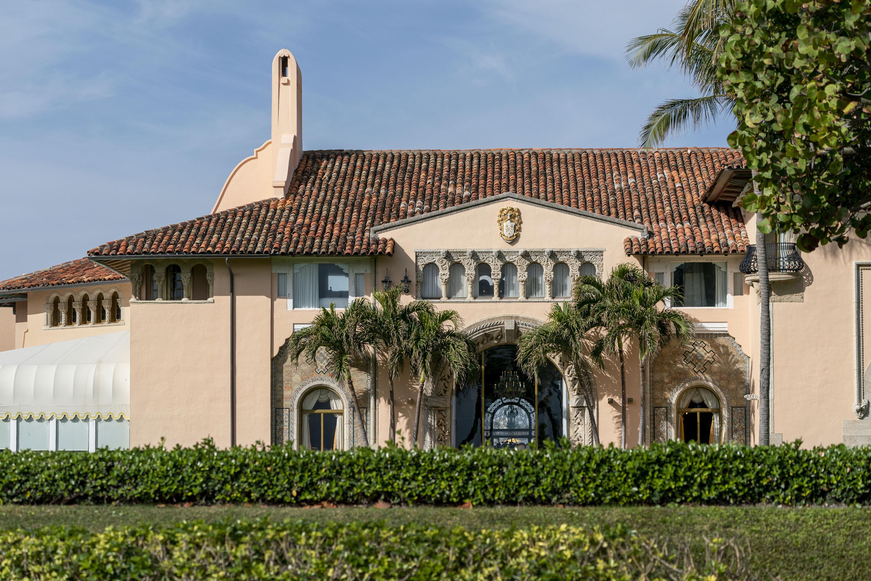 Palm Beach decides whether Trump can stay in Mar-a-Lago