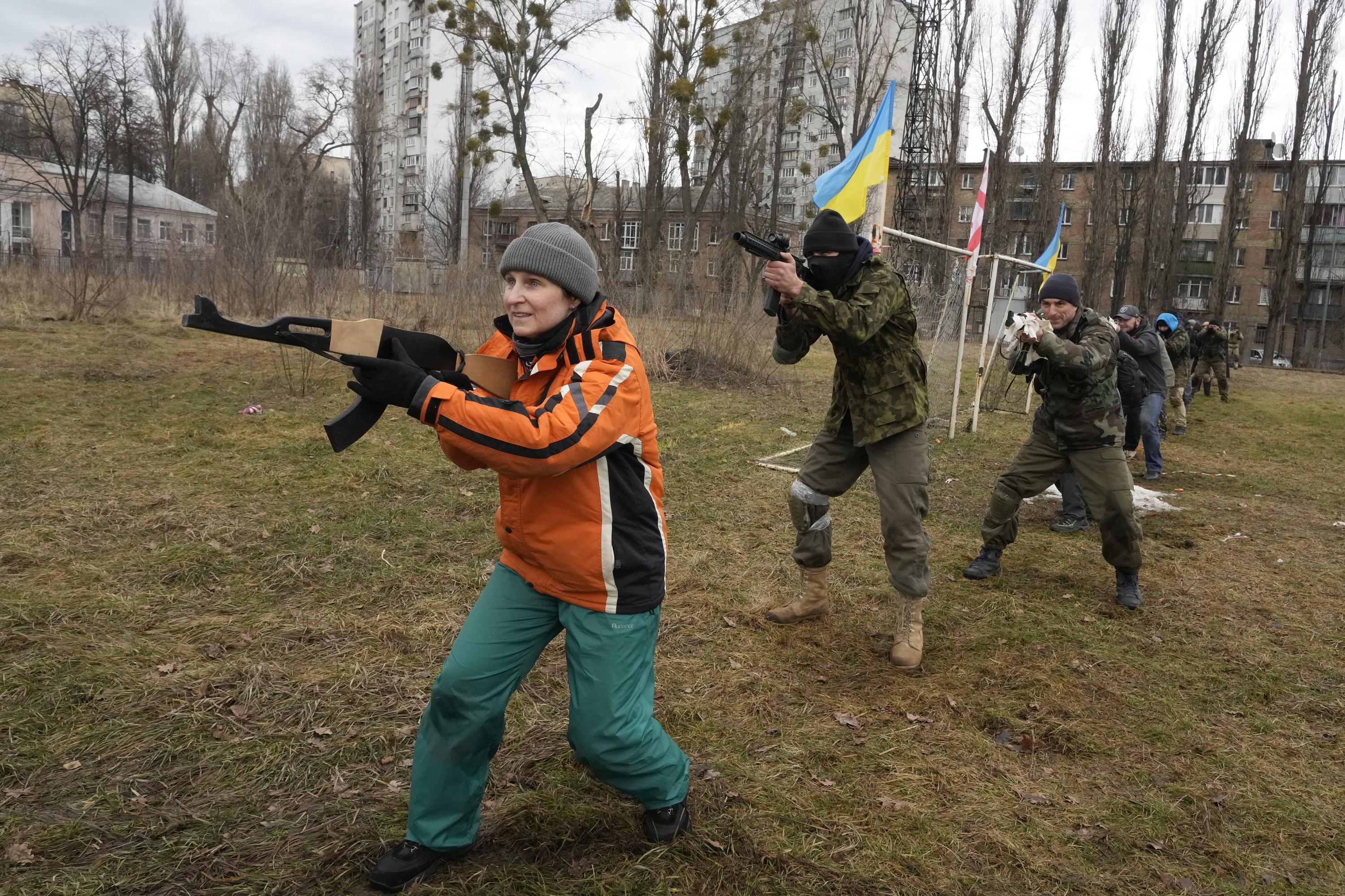 Ukraine's Zelenskyy calls on Putin to meet as tensions soar - Deccan Herald
