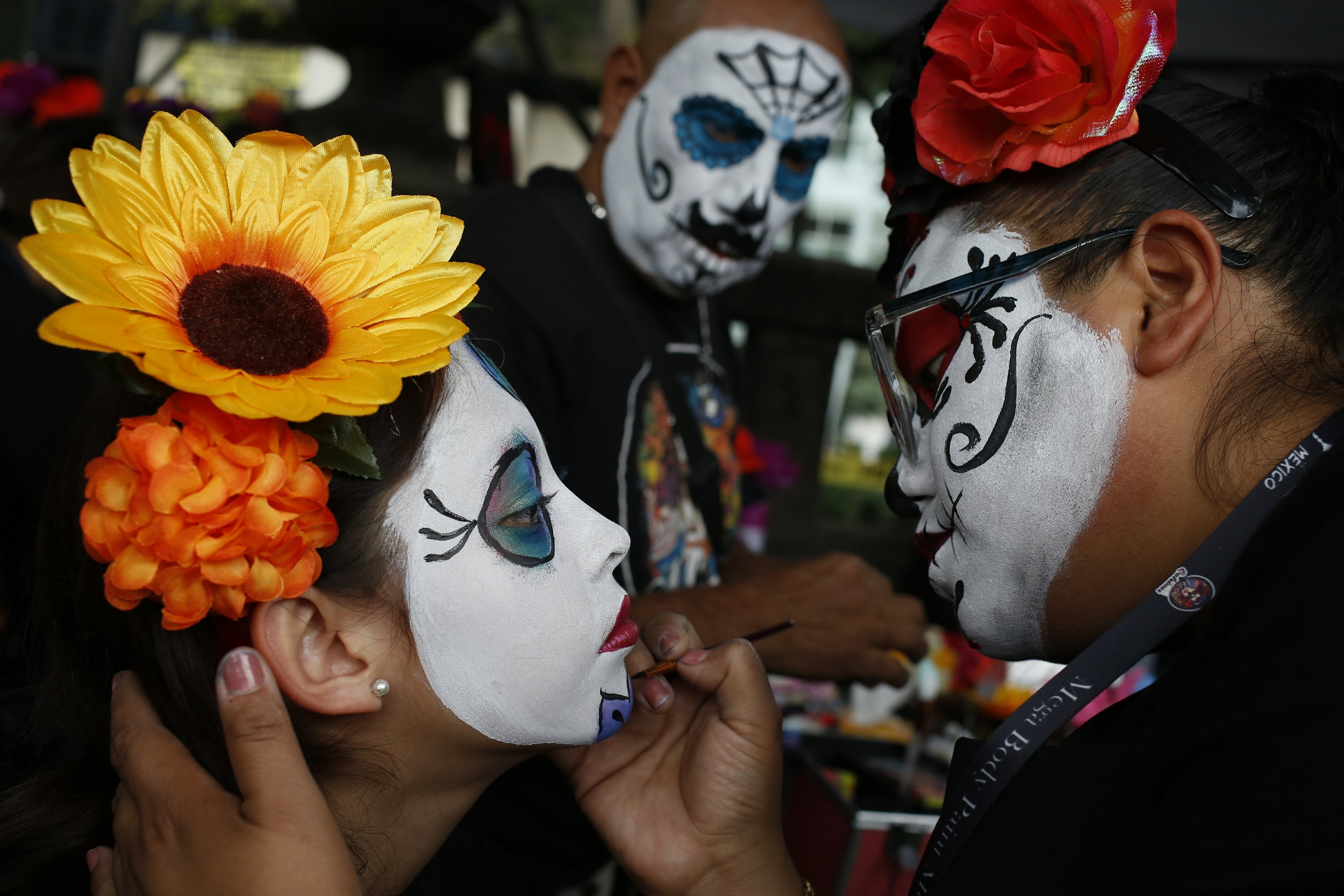Mexicans parade as fancy skeletons ahead of Day of the Dead AP News