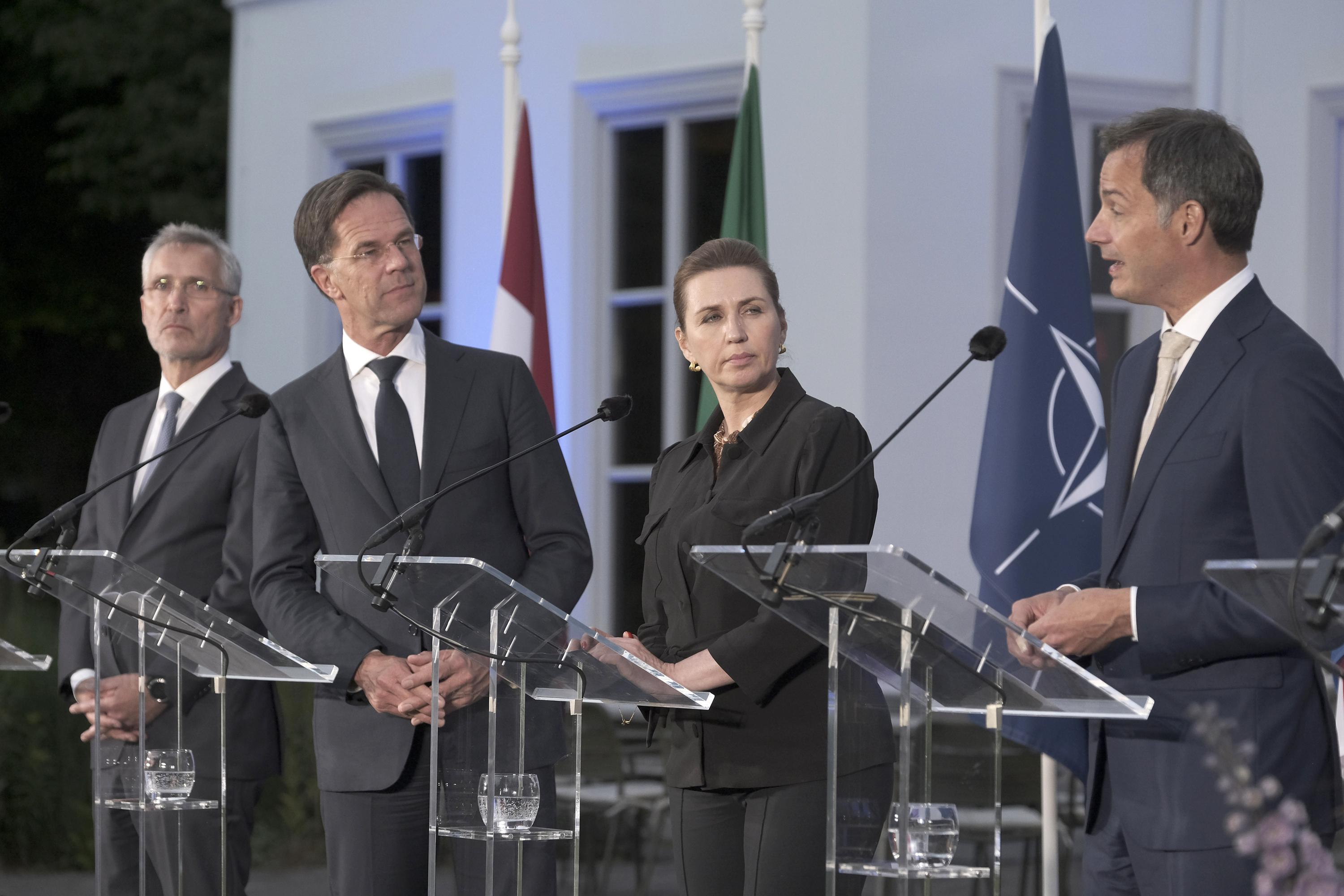 Group of NATO leaders pledge support for Ukraine | AP News