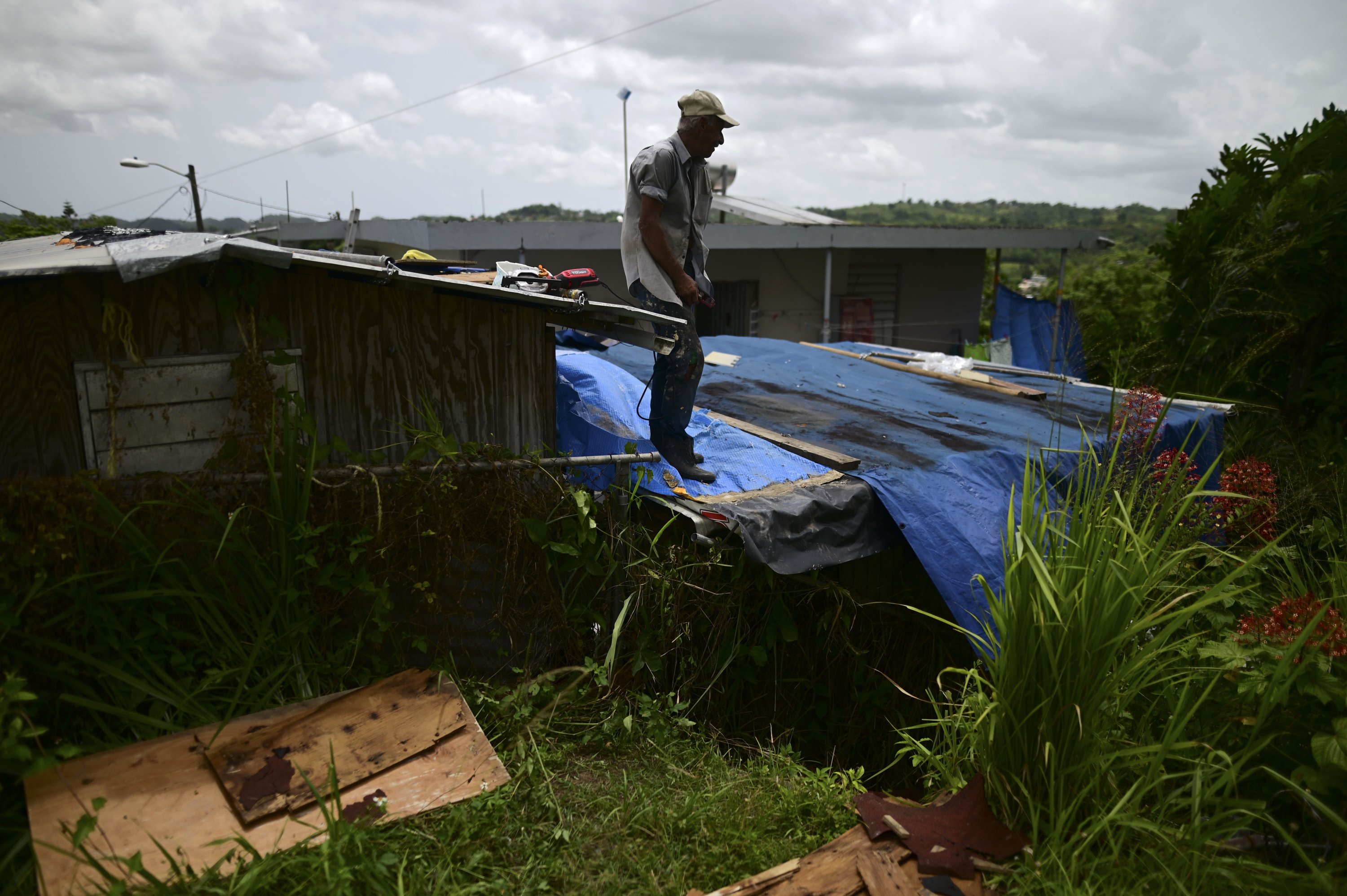 Thousands In Puerto Rico Still Without Housing Since Maria