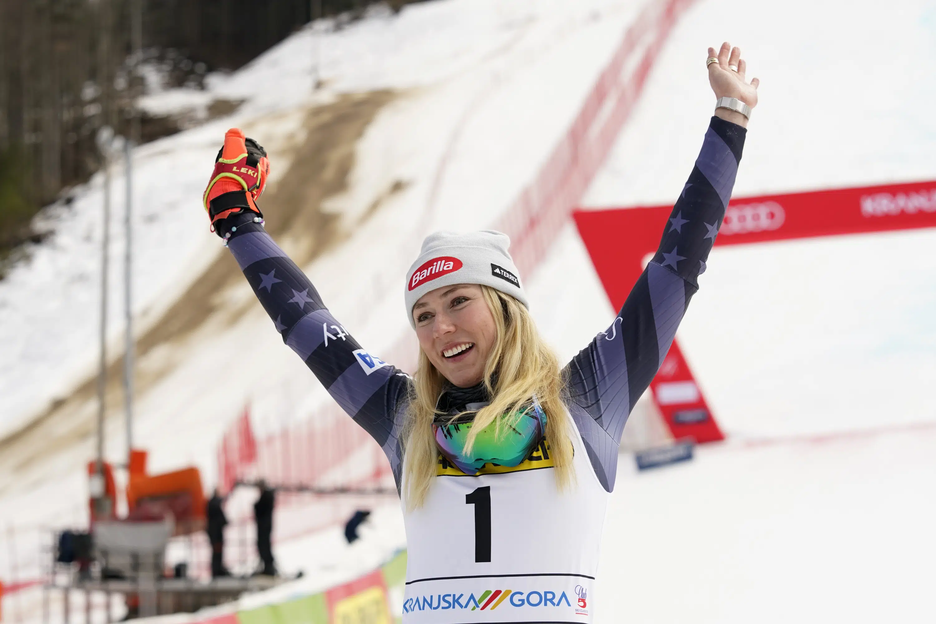 Shiffrin matches Vonn’s World Cup record with his 82nd win