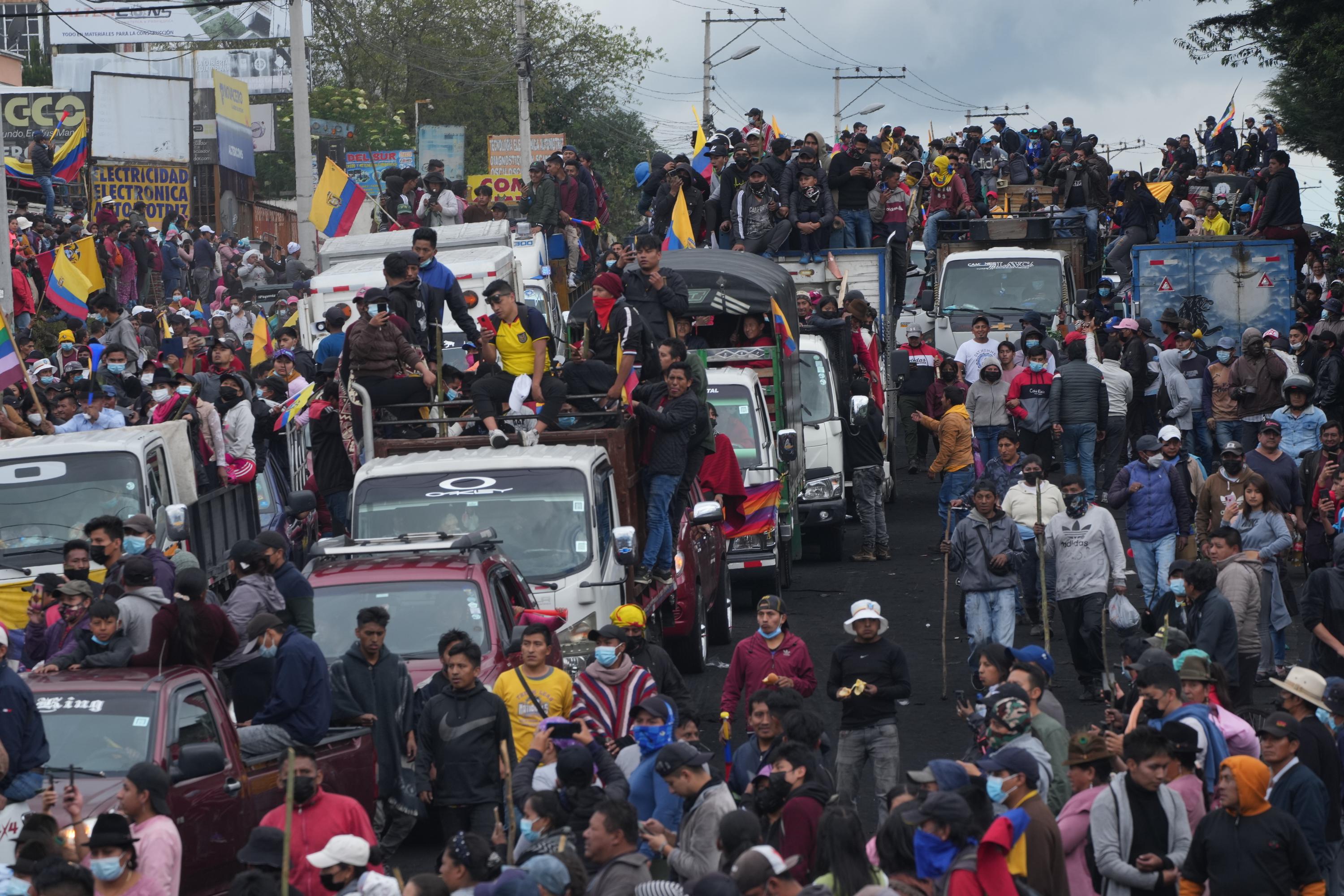 Ecuador Estado de excepción en provincias por protestas AP News