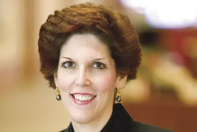 Loretta Mester, CEO del Federal Reserve Bank of Cleveland, en una foto sin fecha. (Federal Reserve Bank of Cleveland via AP)