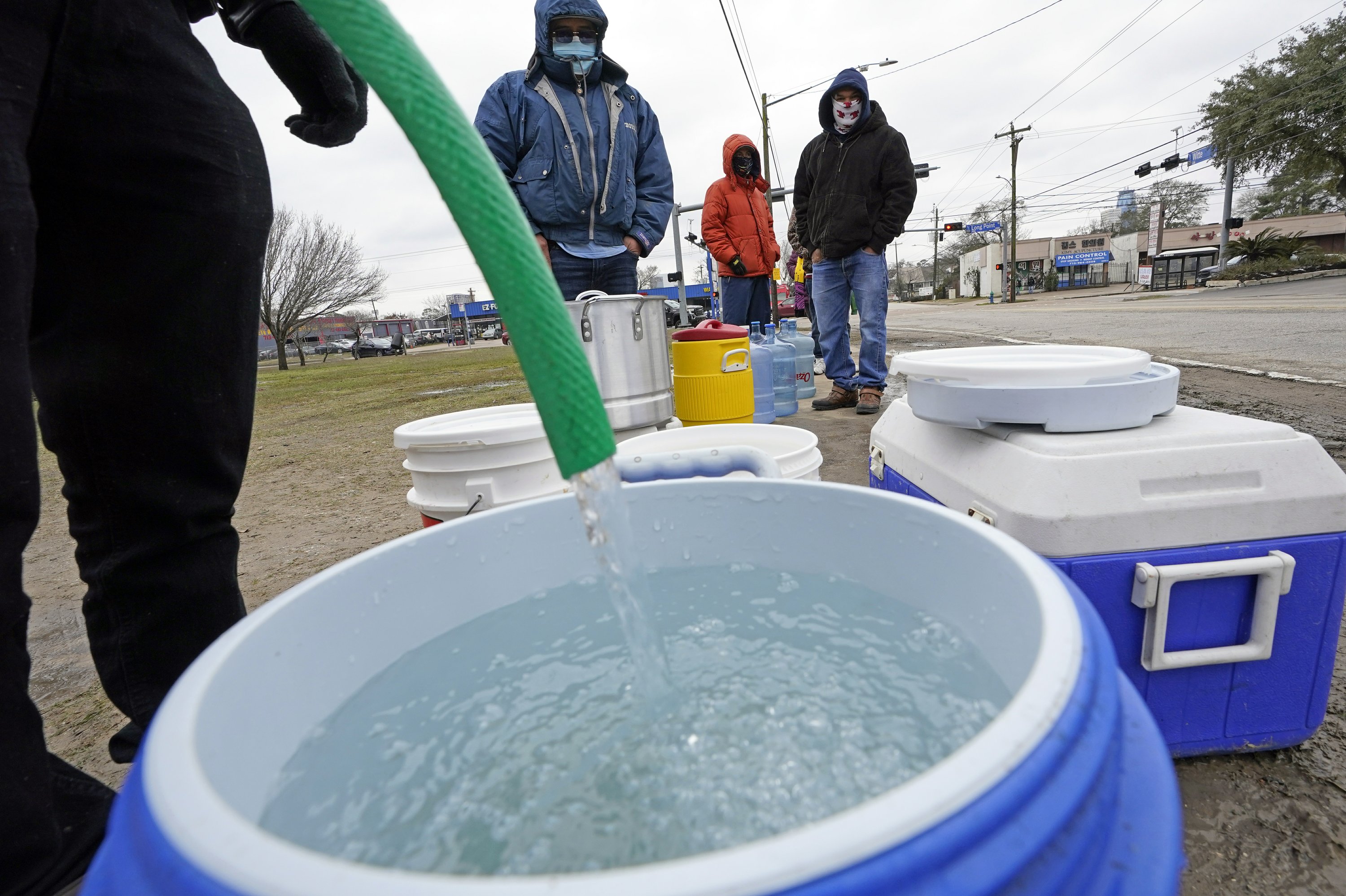 Lights arrive again in Texas as water problems rise in the South